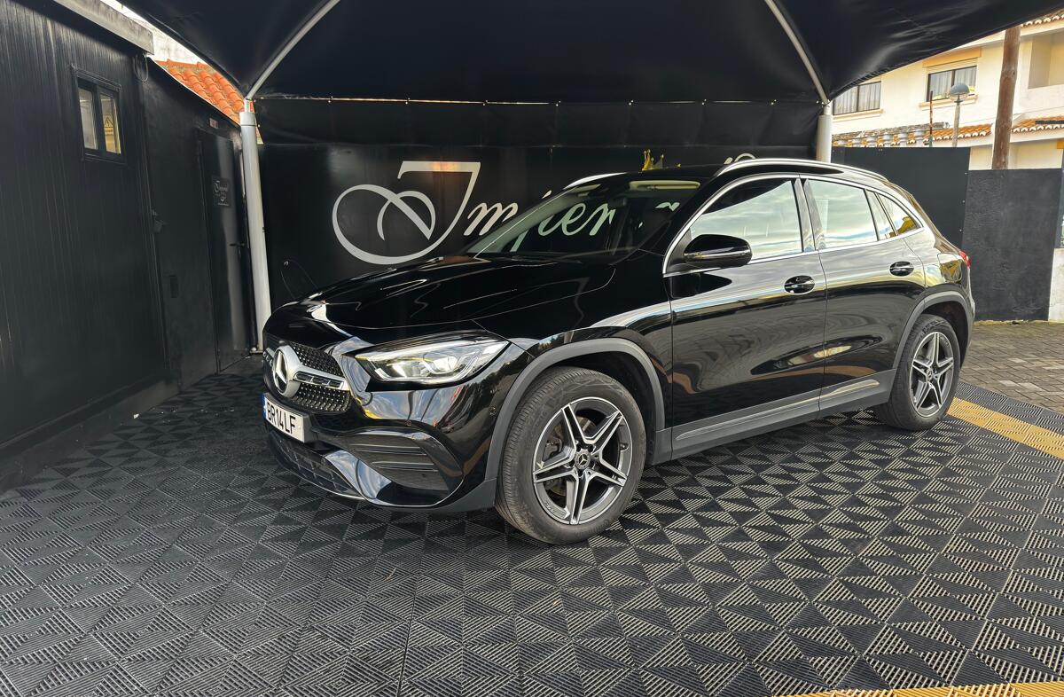 MERCEDES Classe GLA GLA 250 e AMG Line