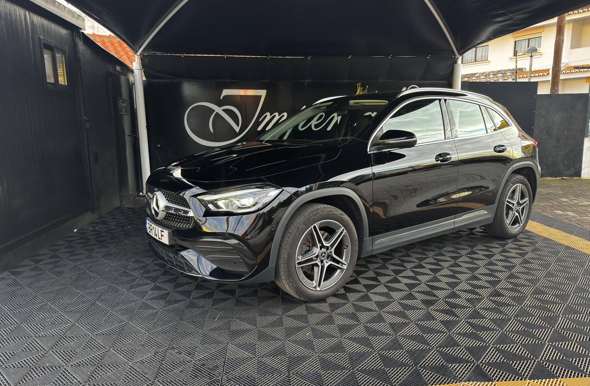MERCEDES Classe GLA GLA 250 e AMG Line