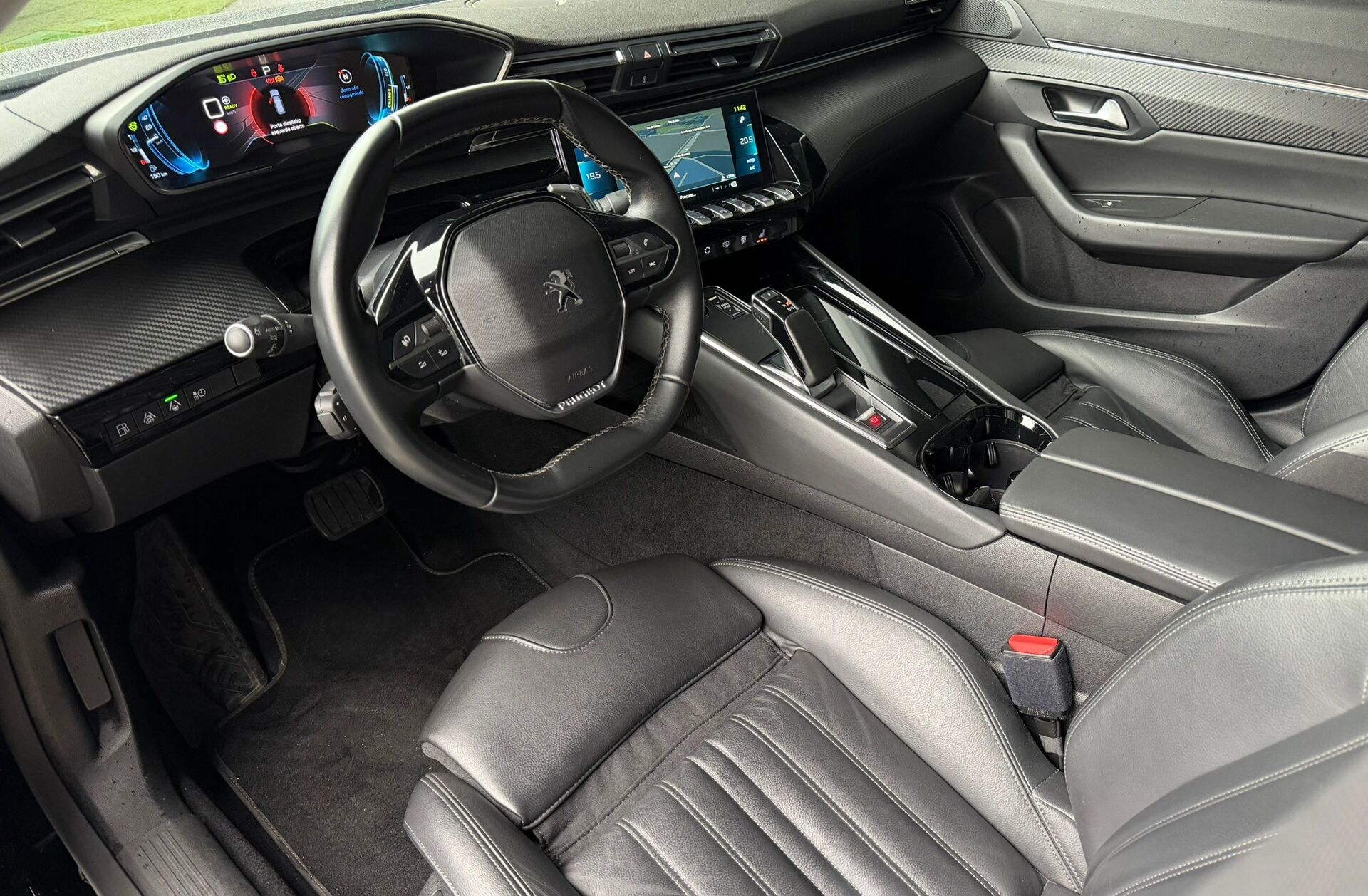 PEUGEOT 508 1.6 Hybrid Allure Pack e-EAT8