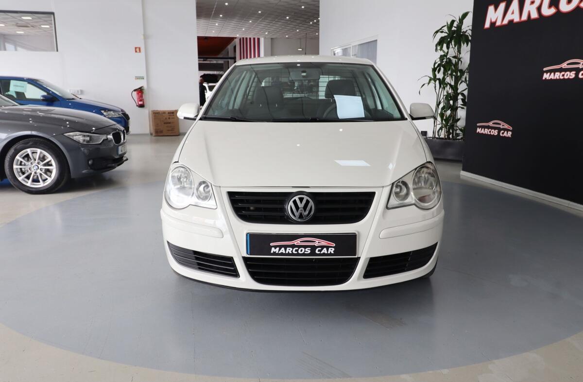 VOLKSWAGEN Polo 1.4 Trendline