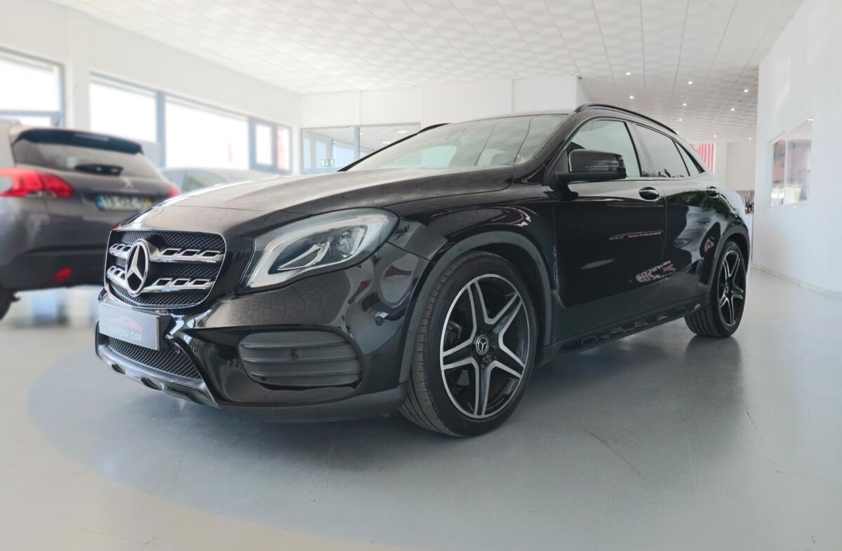 MERCEDES Classe GLA GLA 220 d AMG Line