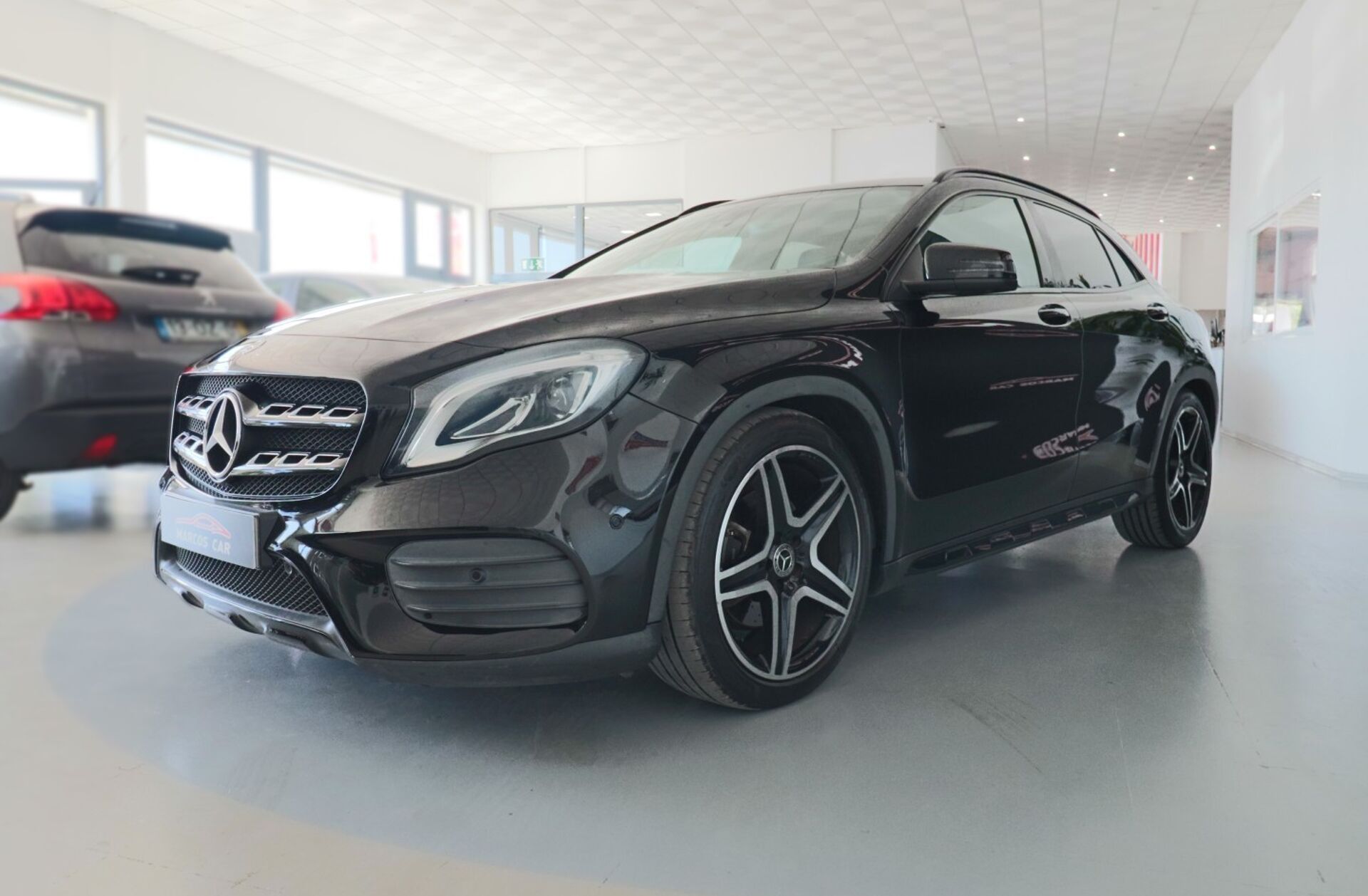 MERCEDES Classe GLA GLA 220 d AMG Line
