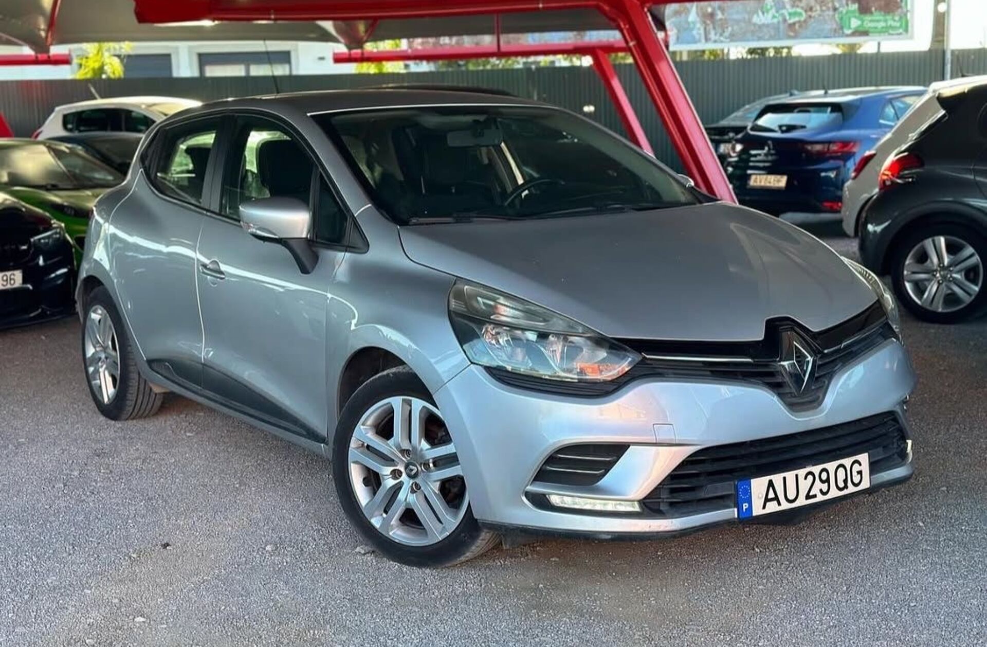 RENAULT Clio 1.5 dCi Intens