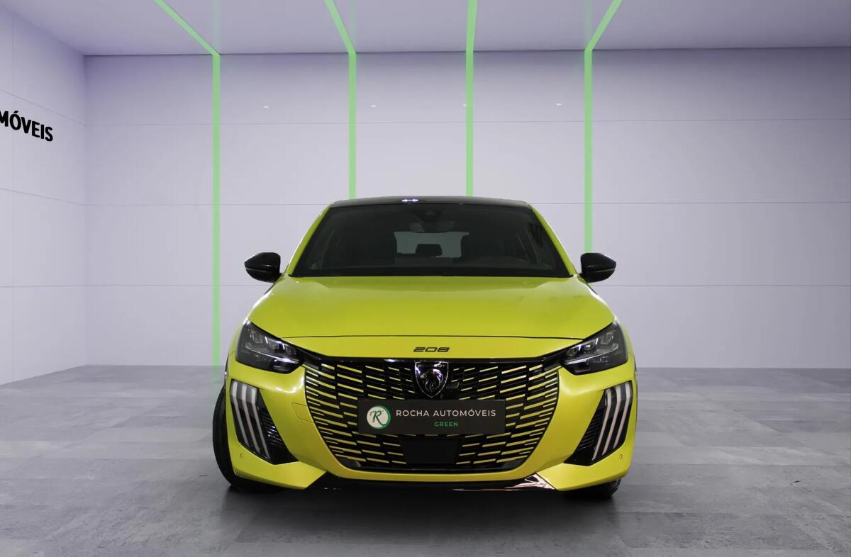 PEUGEOT 208 e- 51 kWh GT