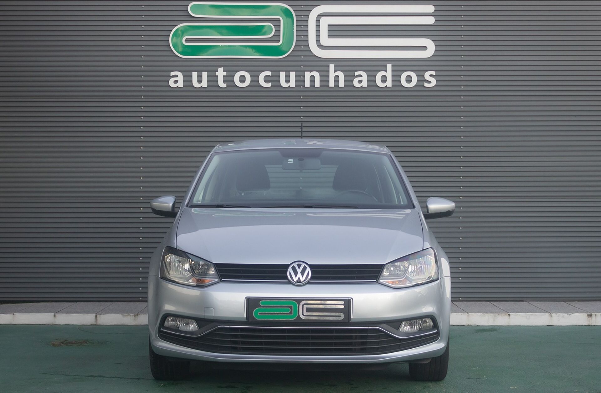 VOLKSWAGEN Polo 1.0 Lounge