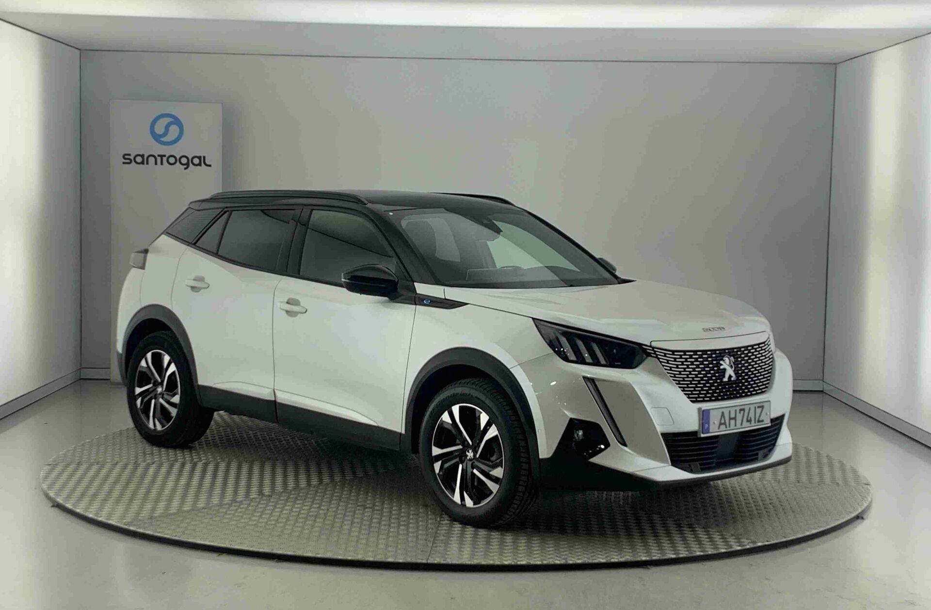 PEUGEOT 2008 e- 50 kWh GT
