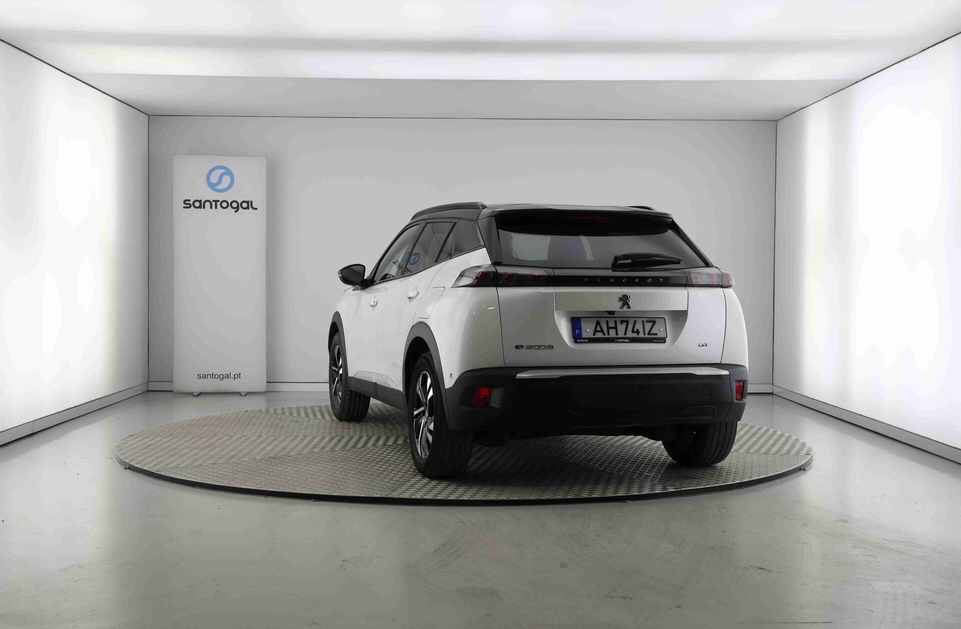 PEUGEOT 2008 e- 50 kWh GT