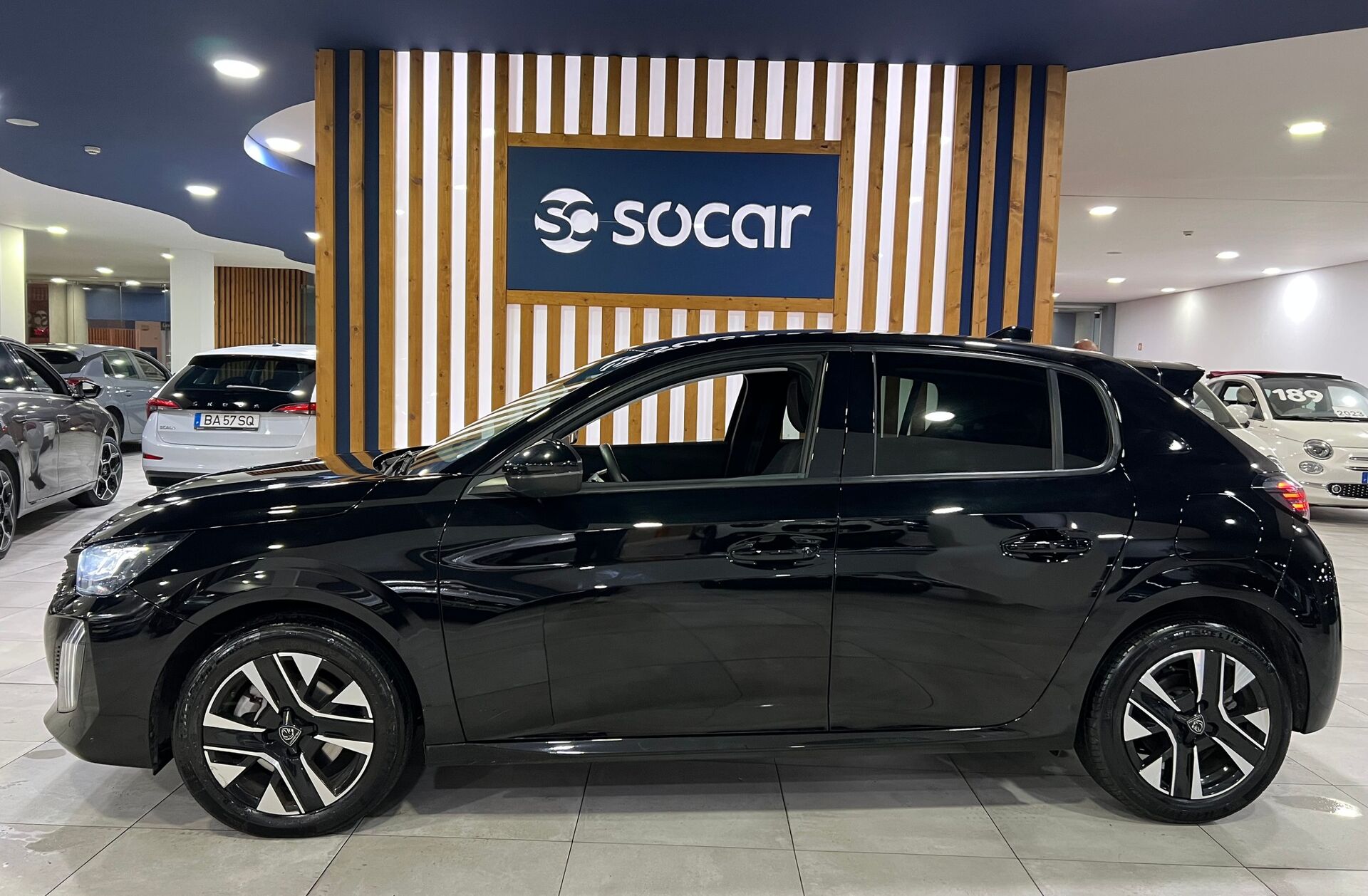 PEUGEOT 208 1.2 Hybrid Allure e-DCS6