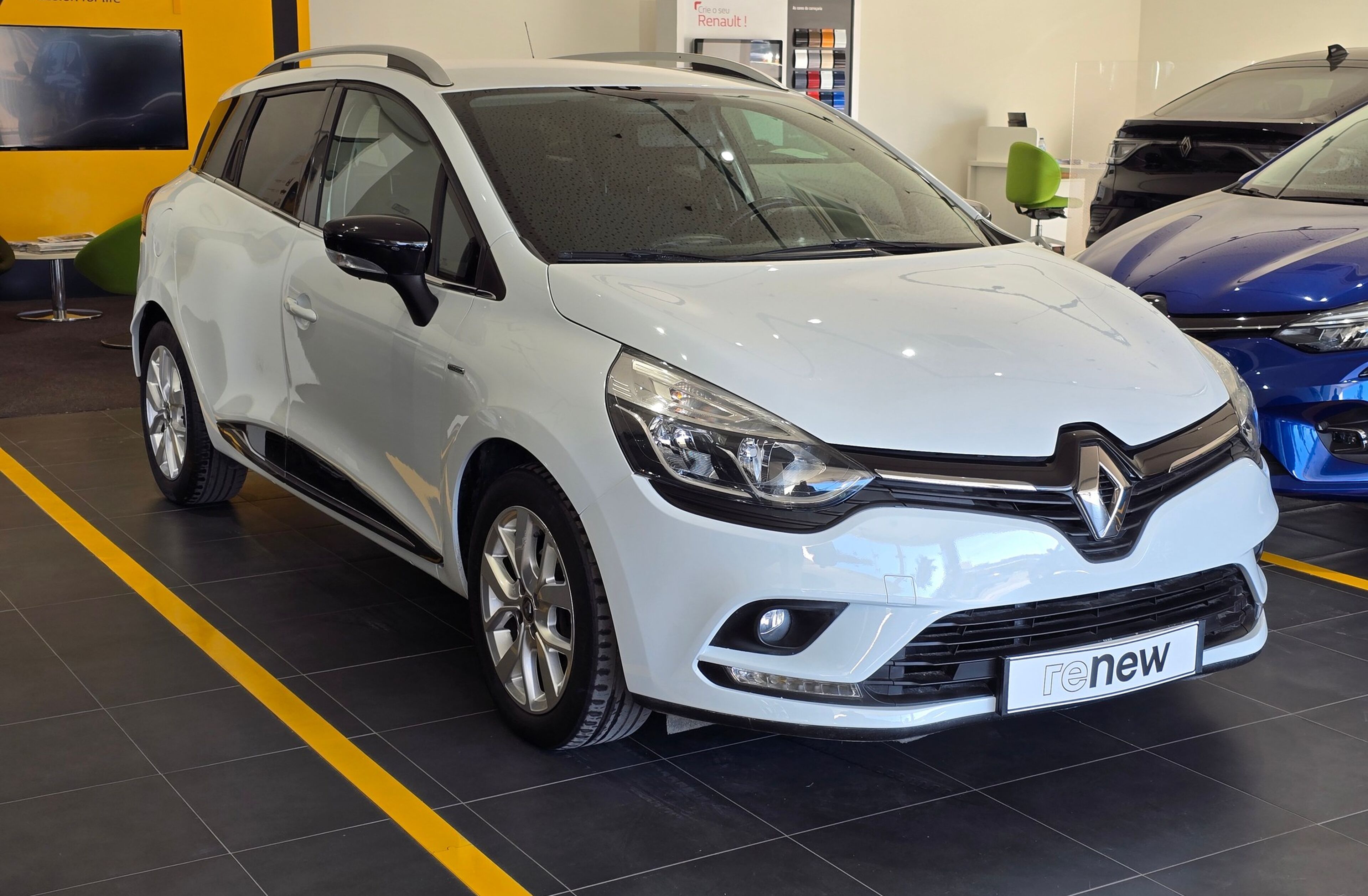 RENAULT Clio 0.9 TCe Limited