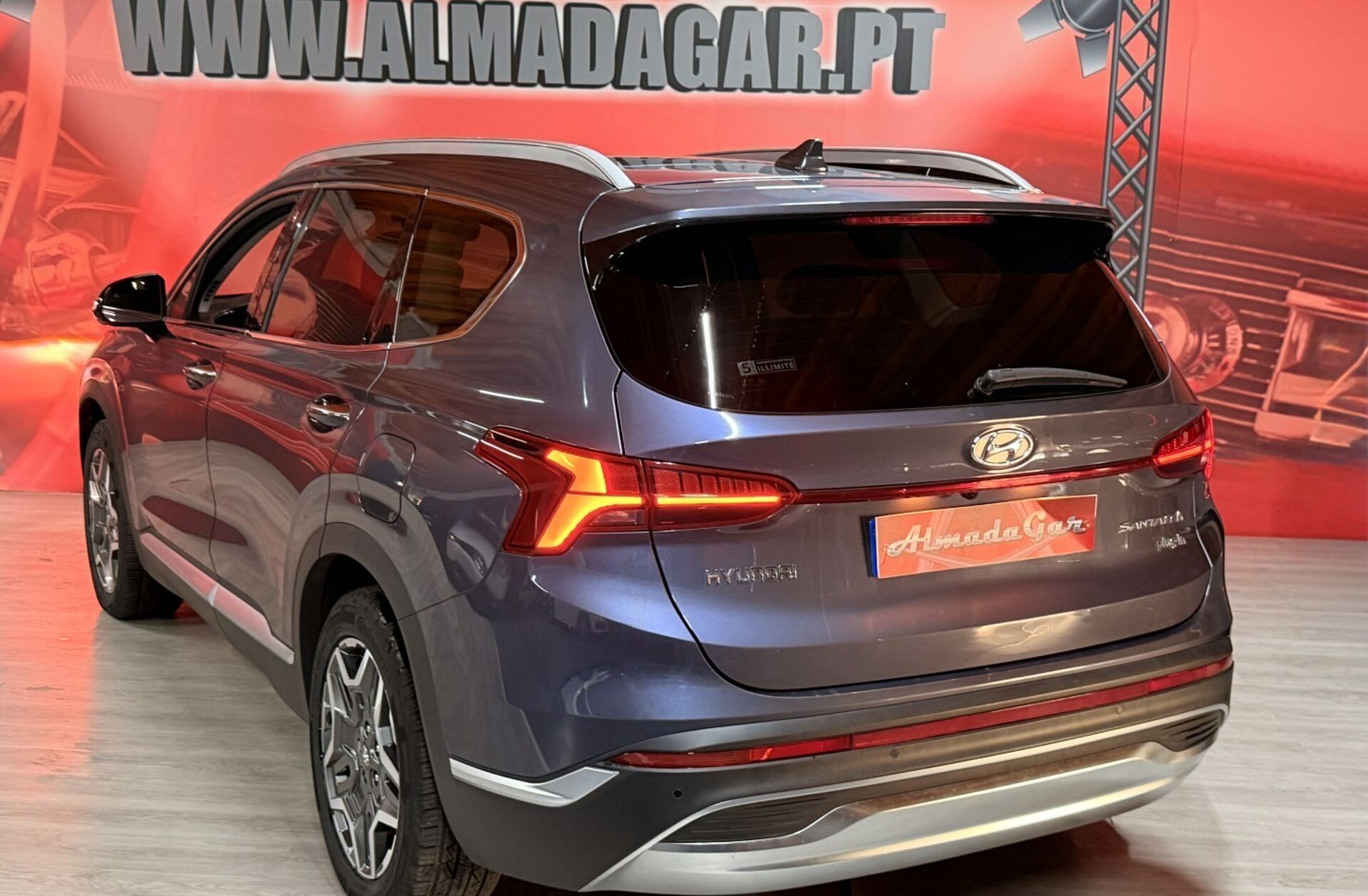 HYUNDAI Santa Fé 1.6 T-GDI PHEV Vanguard+Luxury Pack