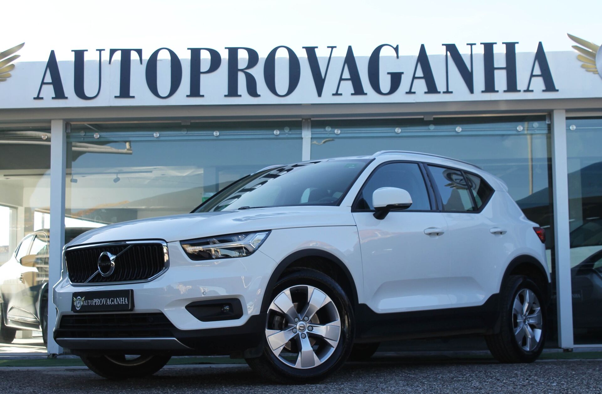 VOLVO XC40 1.5 T2 Momentum Core