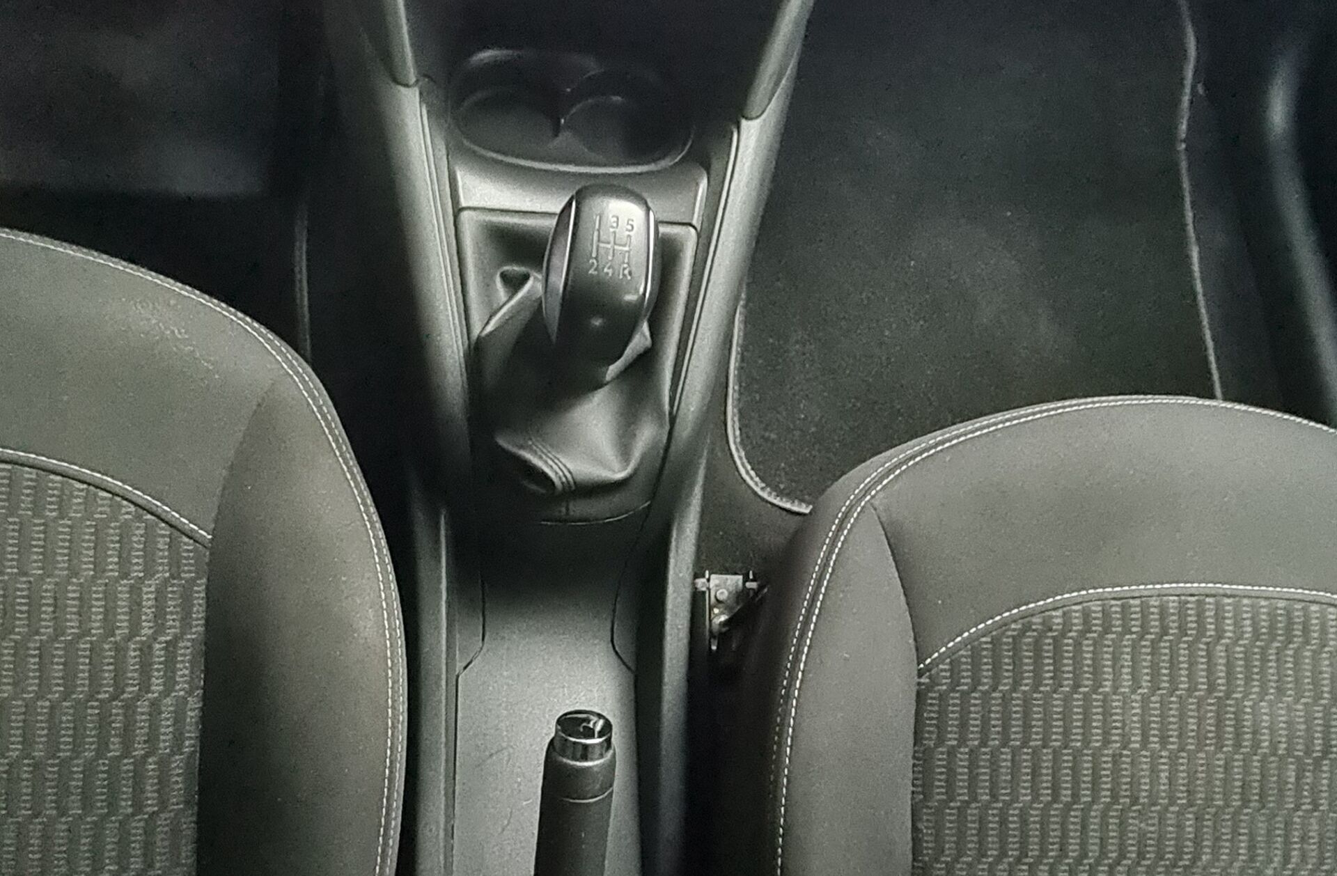 PEUGEOT 208 1.2 PureTech Style