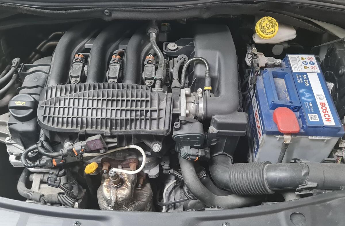 PEUGEOT 208 1.2 PureTech Style