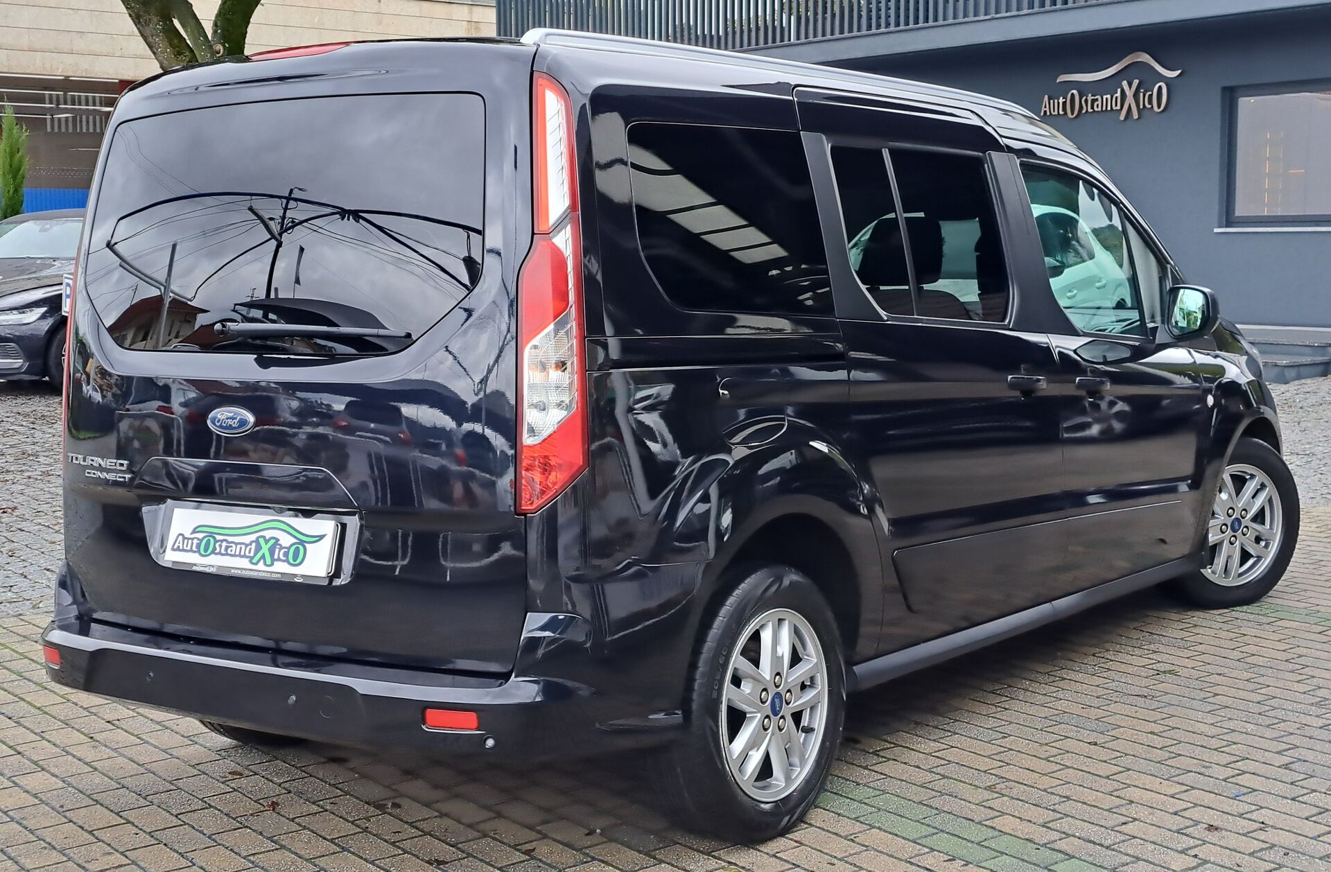 FORD Tourneo Connect 1.5 TDCi Titanium