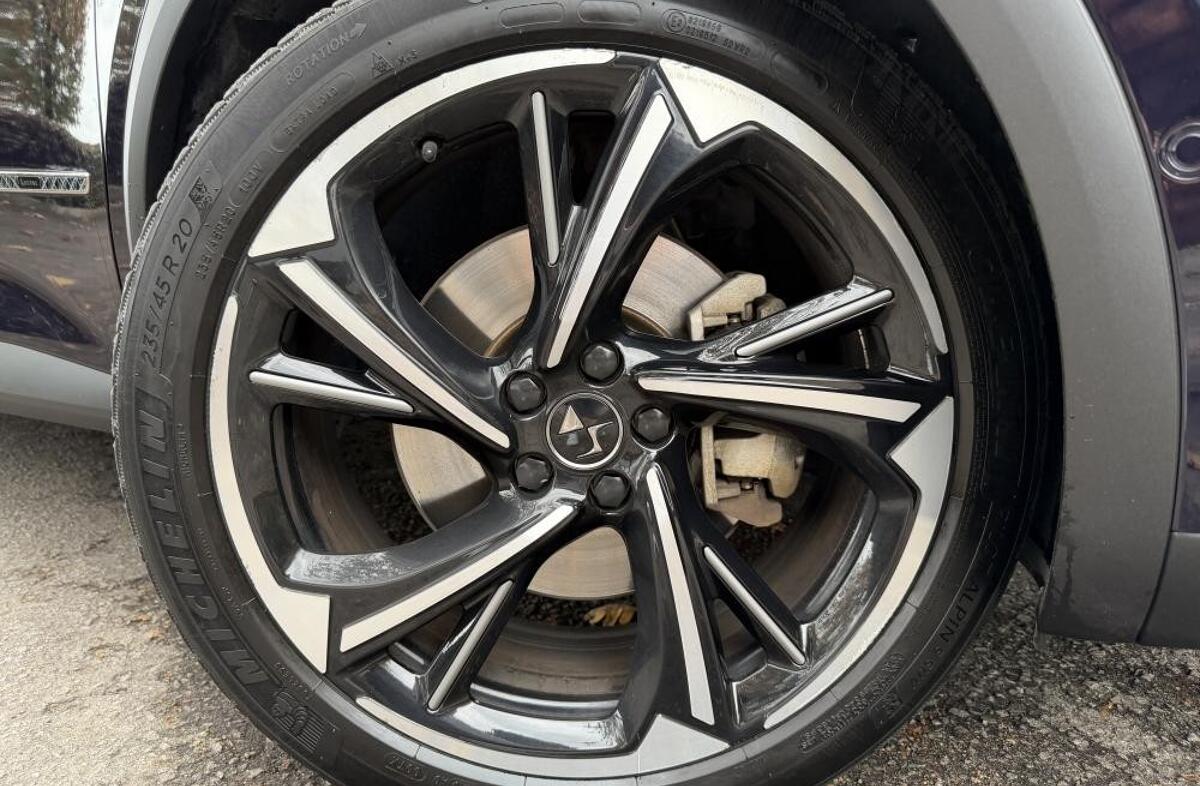 DS DS 7 CB 1.5 BlueHDi Bastille EAT8