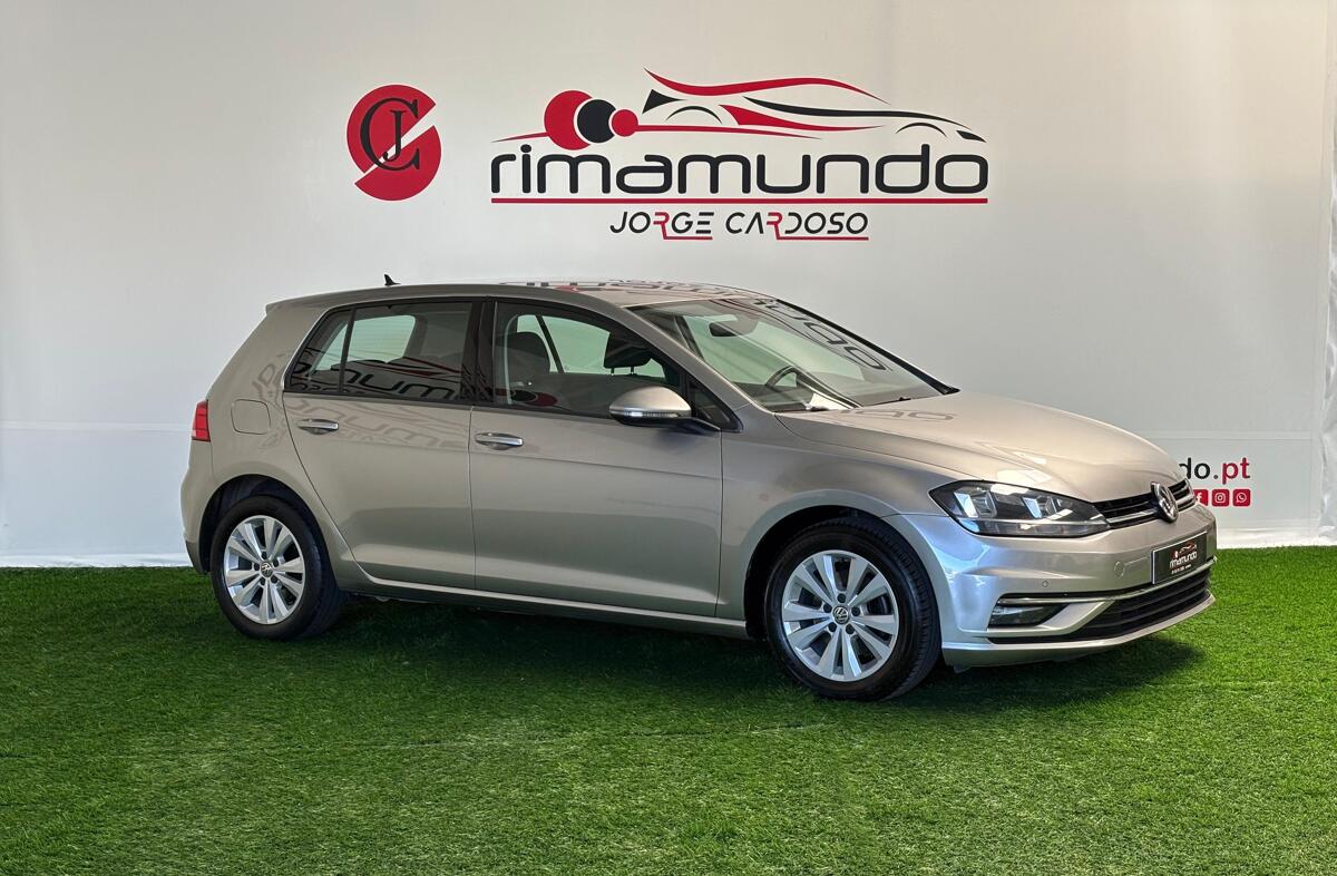 VOLKSWAGEN Golf 2.0 TDI Highline