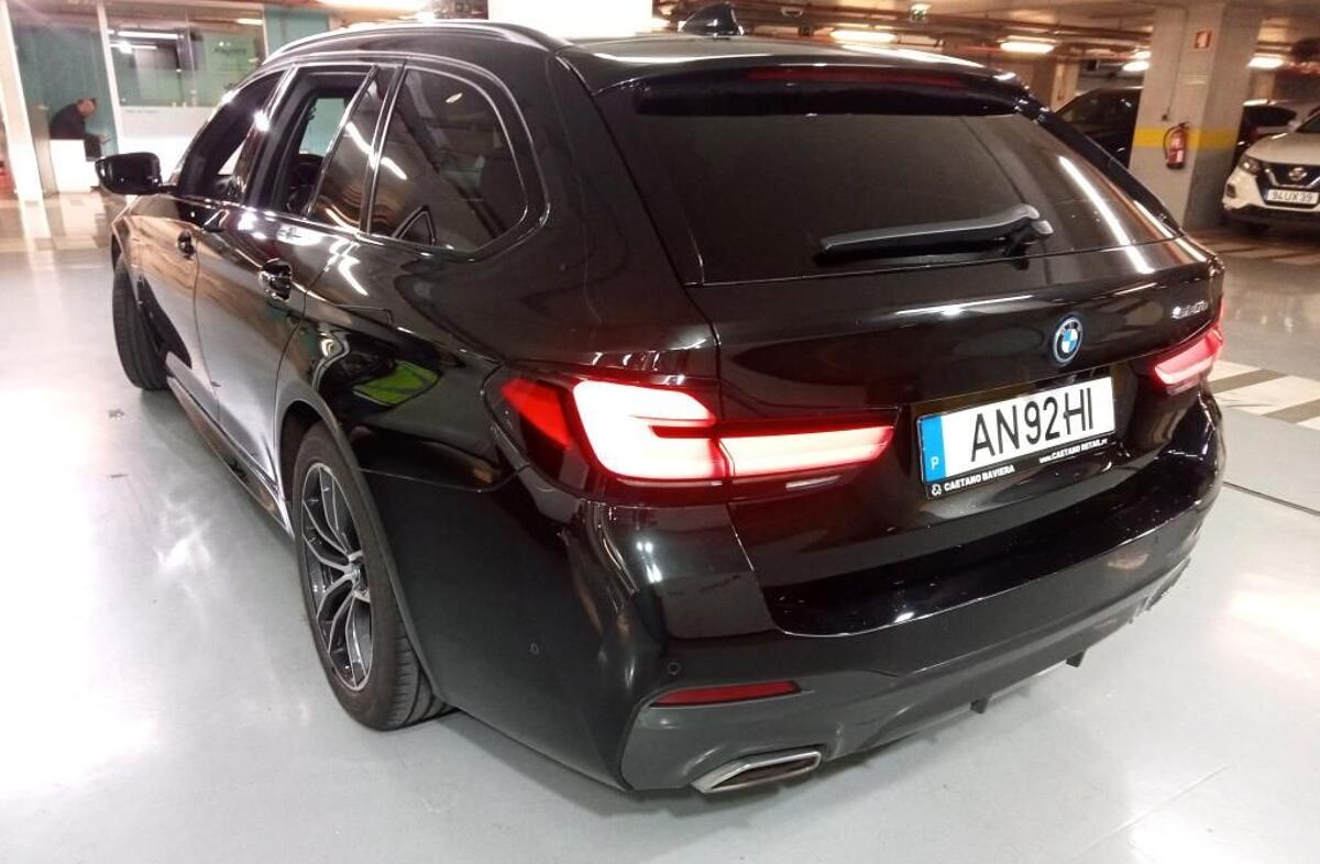 BMW Serie-5 520 e Pack M