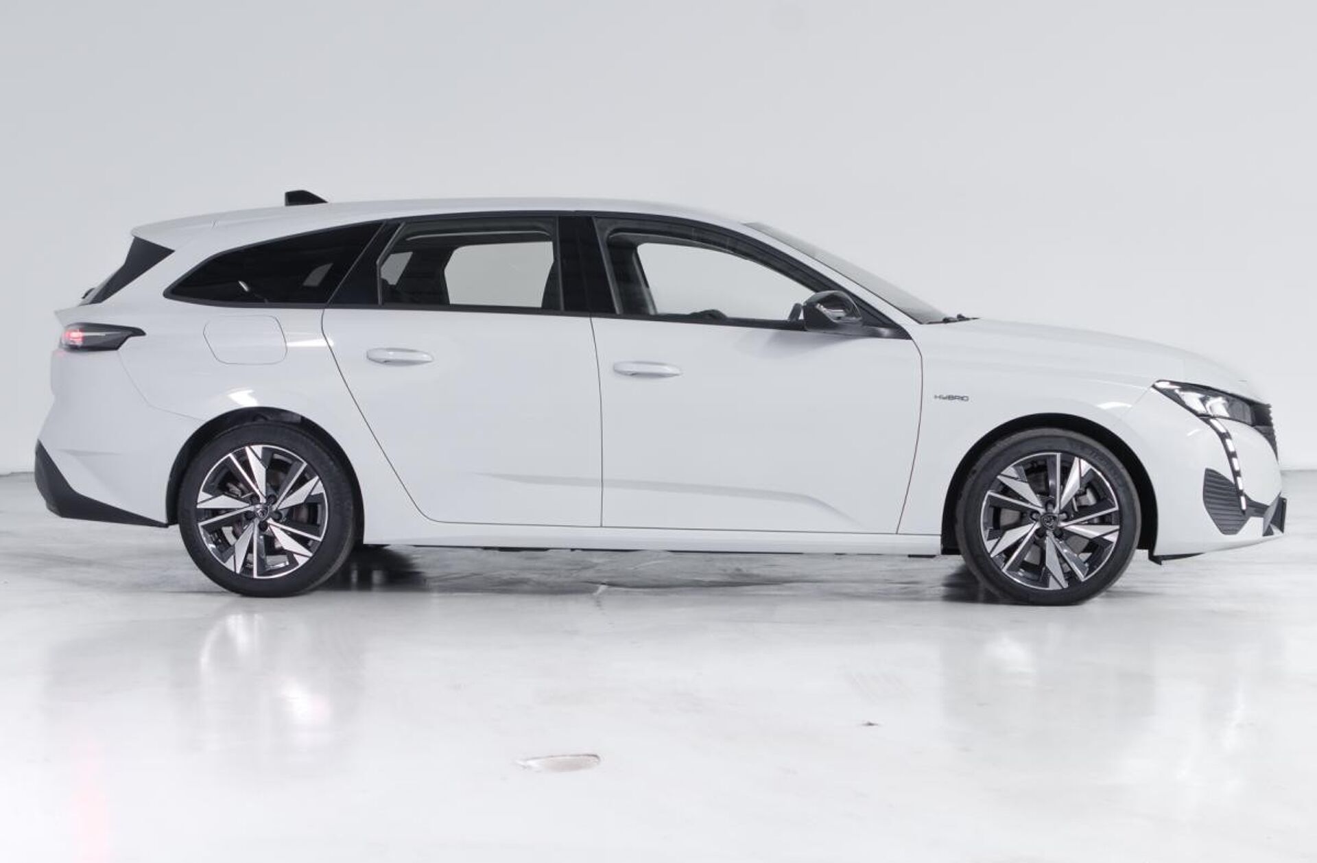 PEUGEOT 308 SW 1.6 Hybrid Active e-EAT8