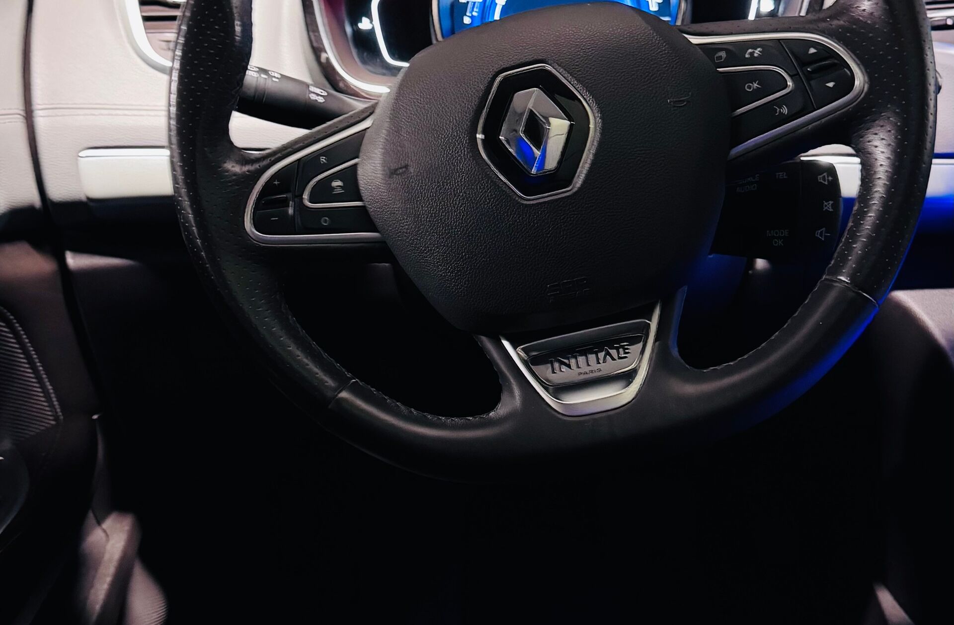 RENAULT Espace 1.6 dCi Initiale Paris EDC