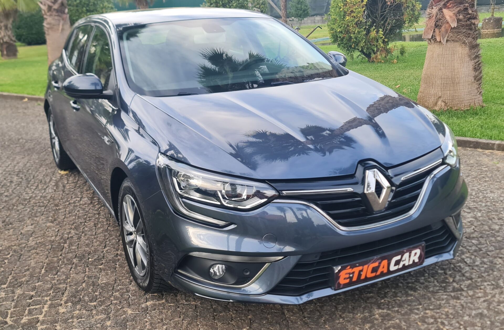 RENAULT Mégane 1.5 dCi Limited EDC