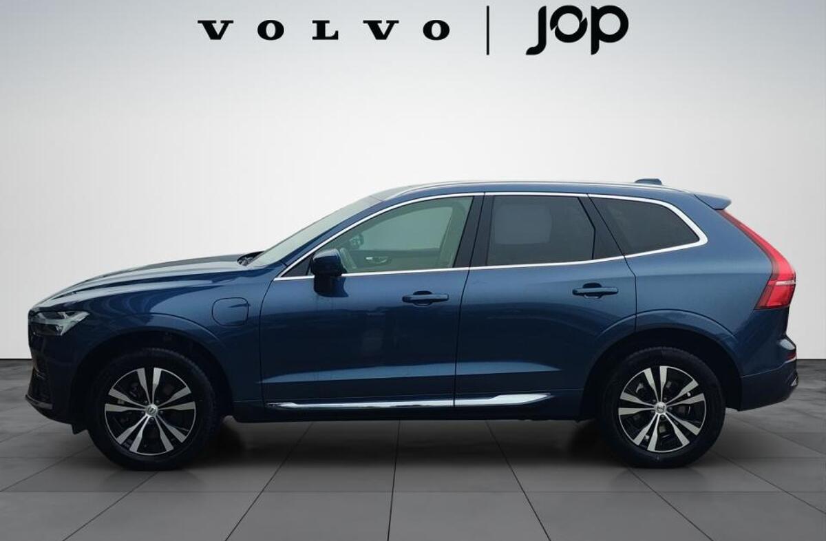 VOLVO XC60 2.0 T6 PHEV Core AWD