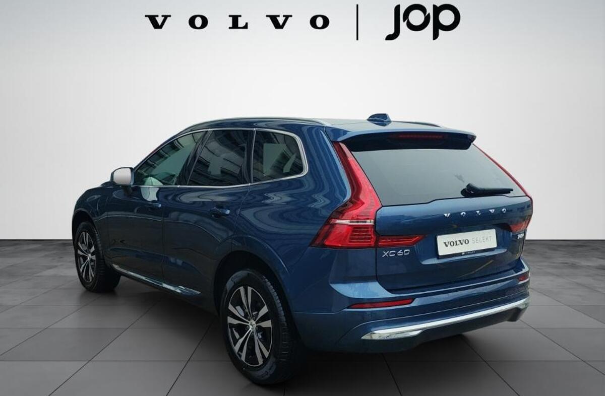 VOLVO XC60 2.0 T6 PHEV Core AWD