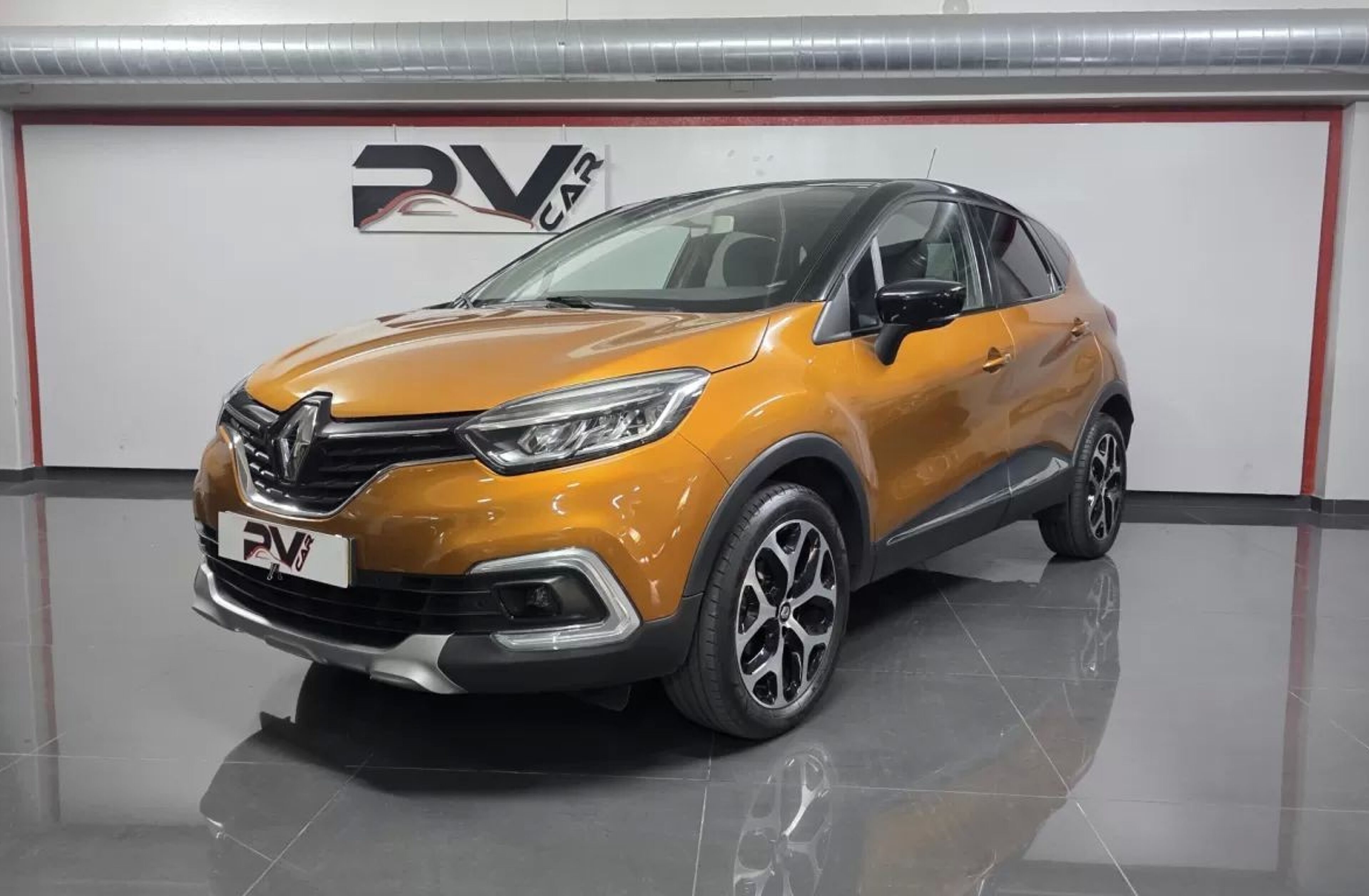 RENAULT Captur 0.9 TCe Exclusive XMOD