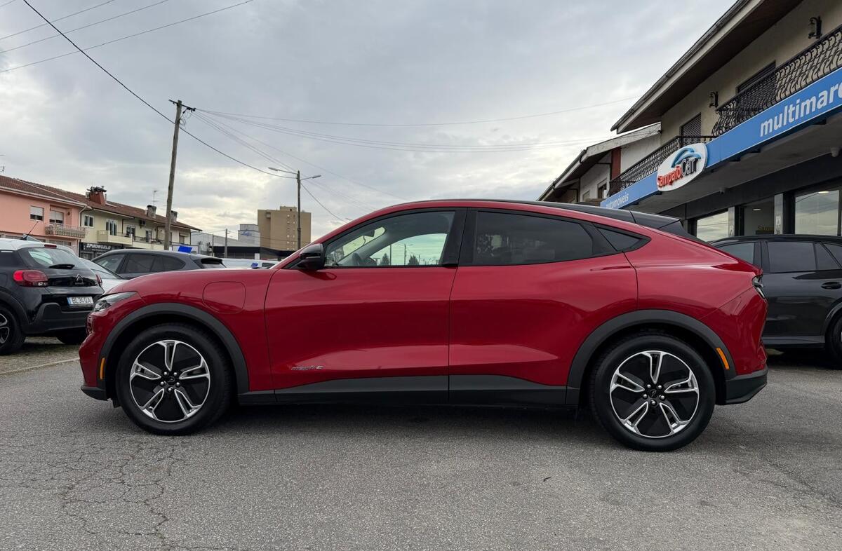 FORD Mustang Mach-E Premium