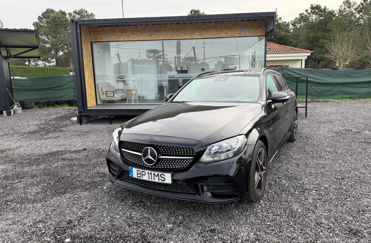 MERCEDES Classe C C 300 de AMG Line