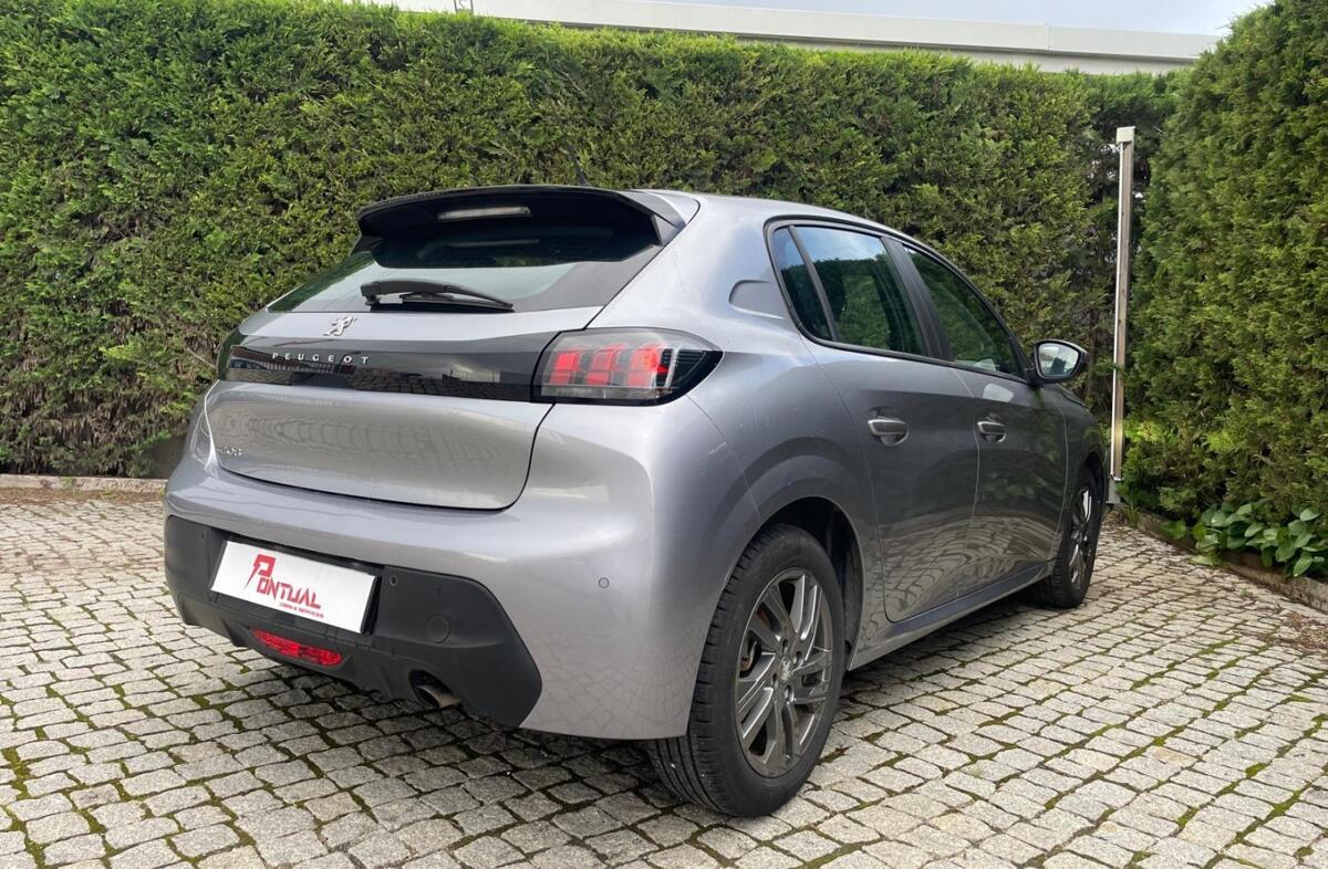 PEUGEOT 208 1.2 PureTech Active