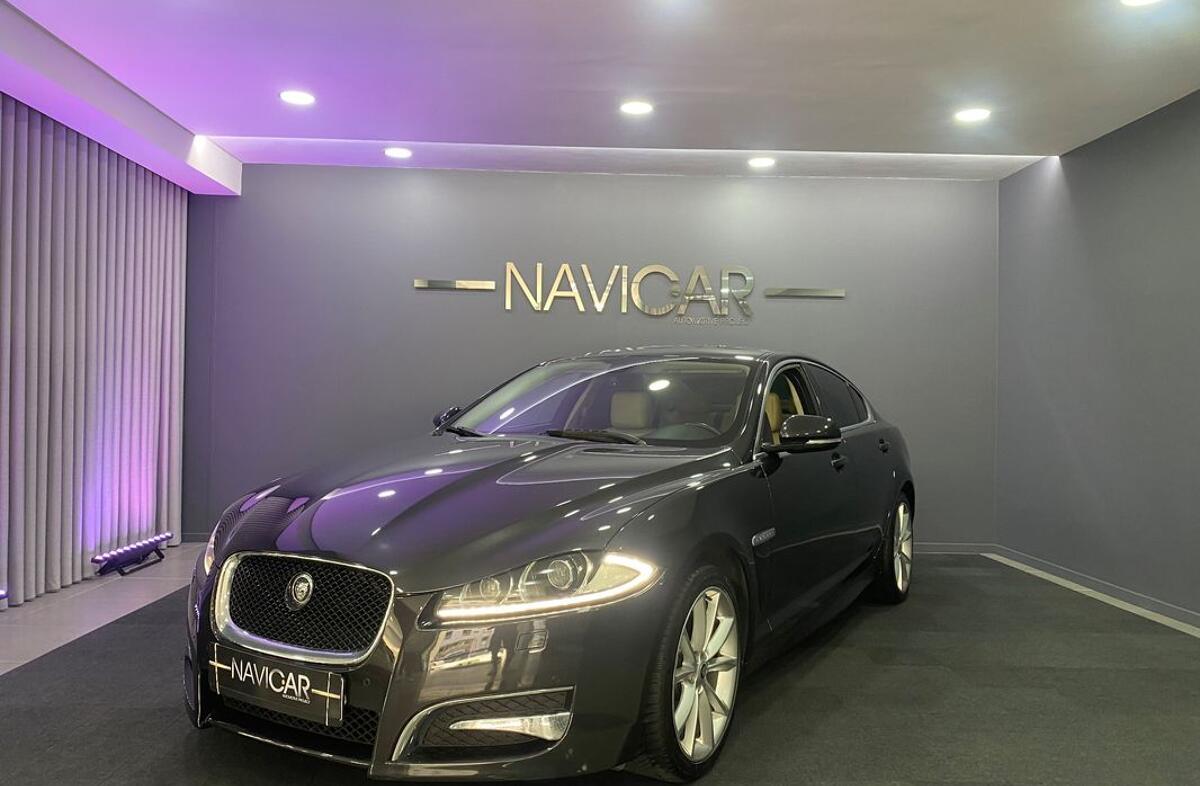 JAGUAR XF 2.2 D Classic