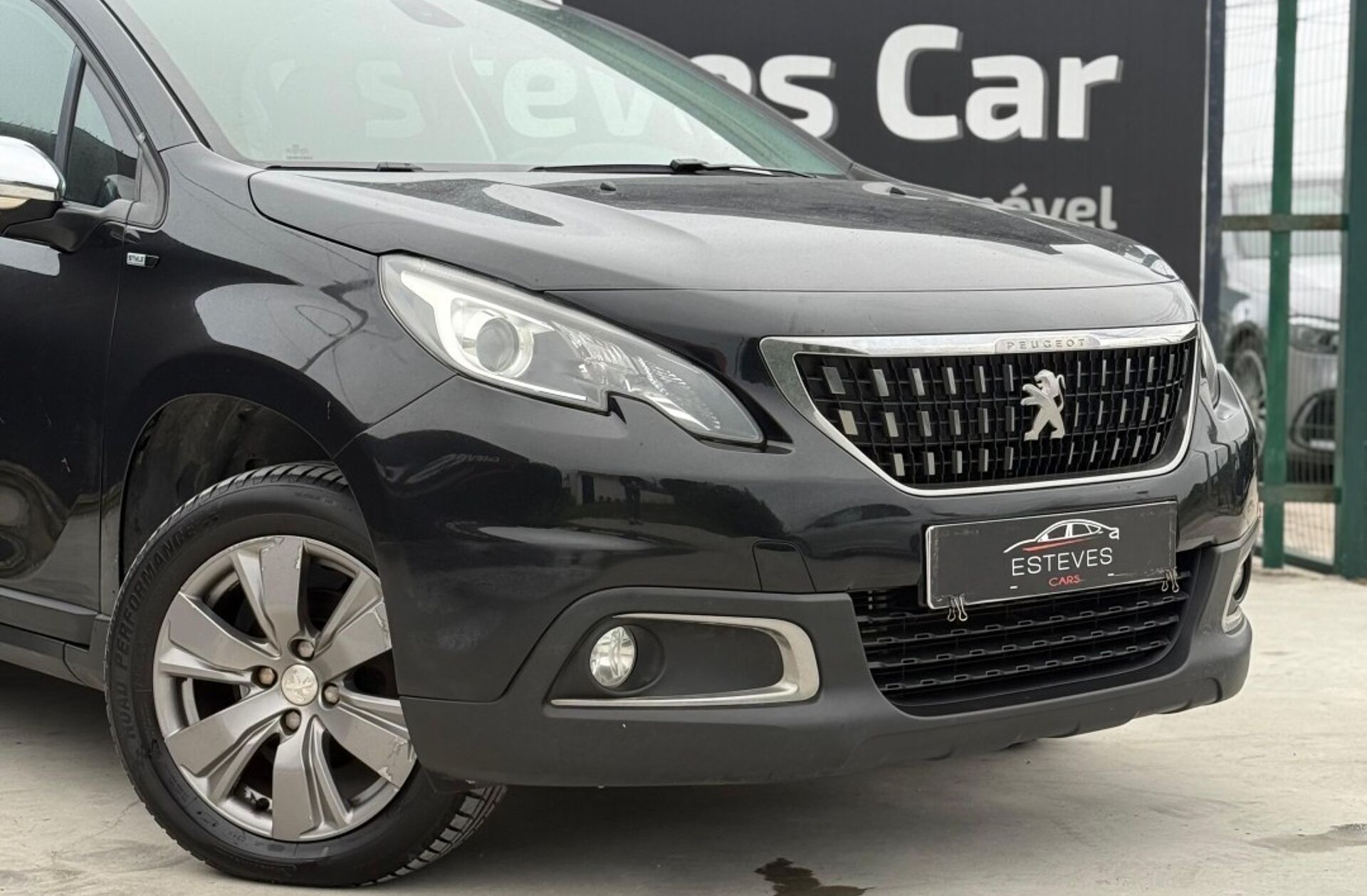 PEUGEOT 2008 1.2 PureTech Access