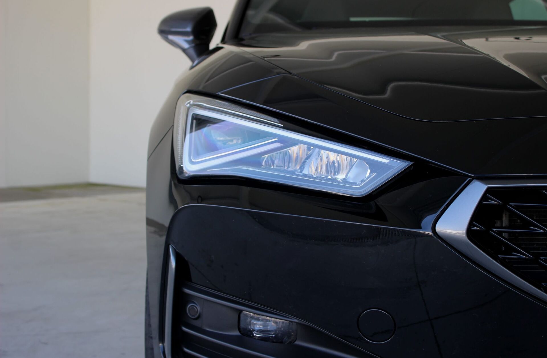 CUPRA Leon 1.5 eTSI MID DSG