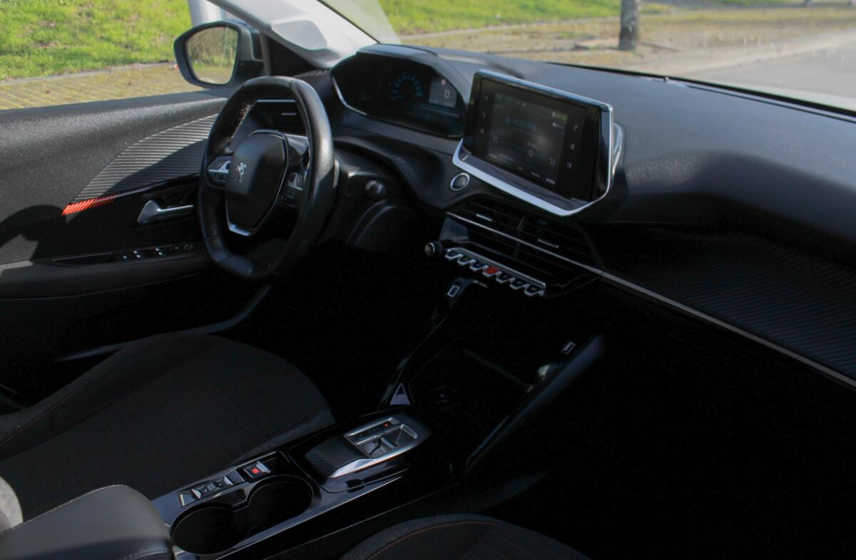 PEUGEOT 208 e- 50 kWh Active Pack