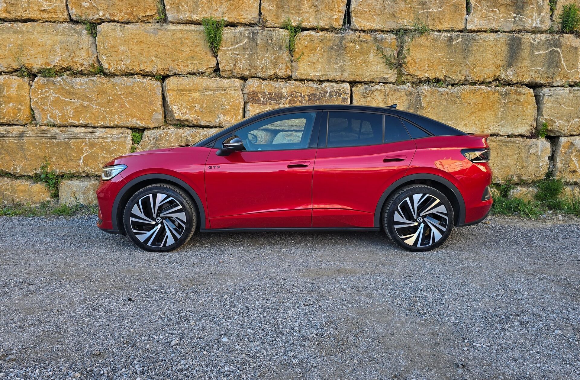 VOLKSWAGEN ID.5 77 kWh GTX