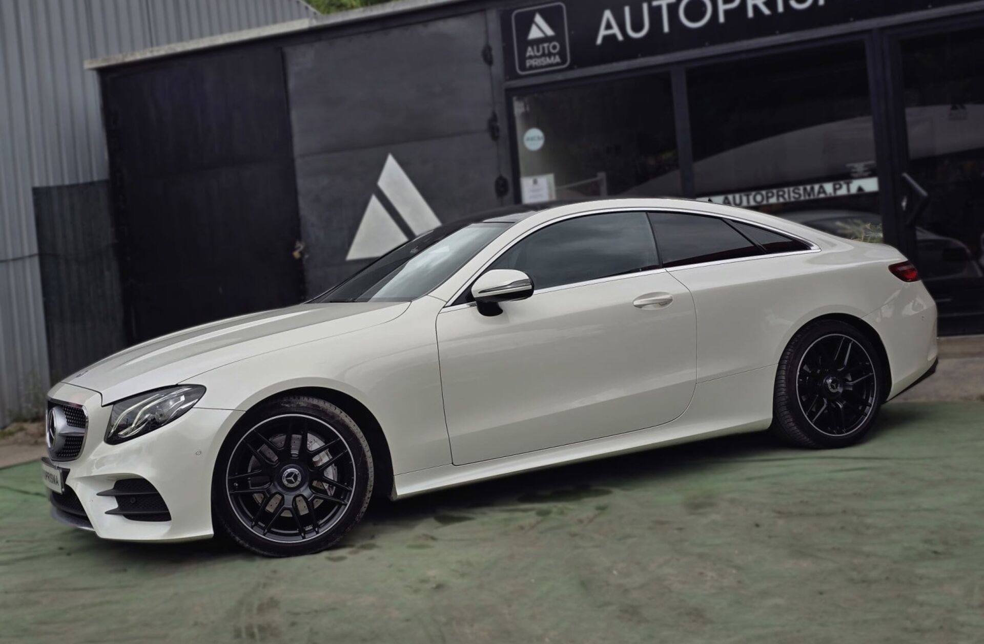 MERCEDES Classe E E 220 d  AMG Line