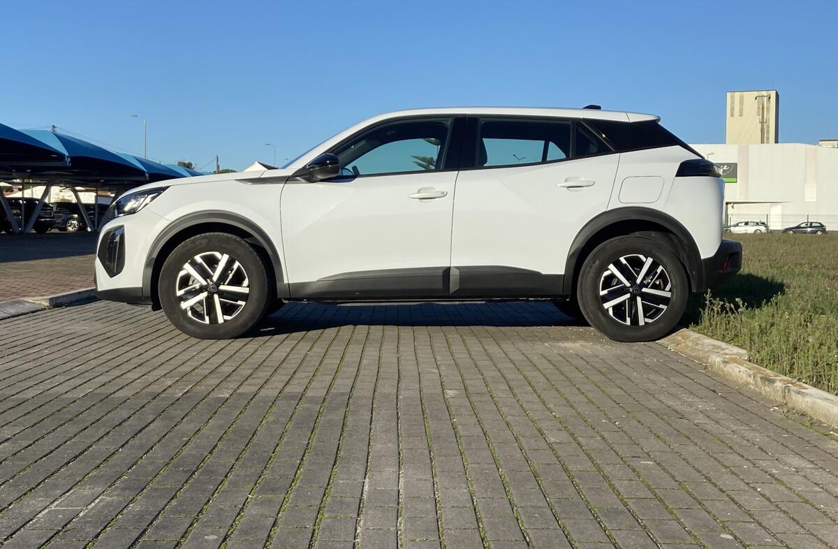 PEUGEOT 2008 1.2 PureTech Active