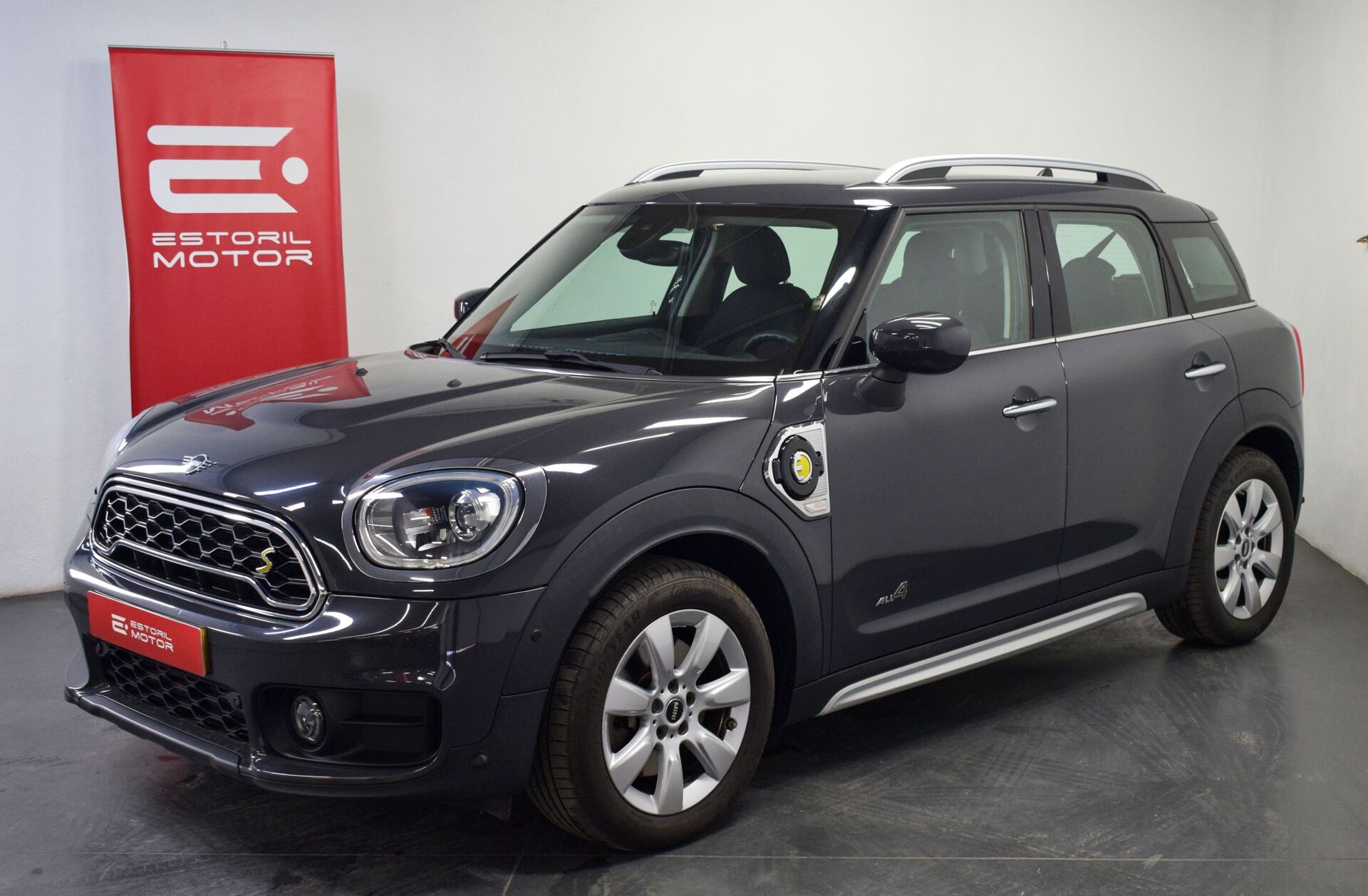 MINI Mini Countryman Cooper S E ALL4 Auto