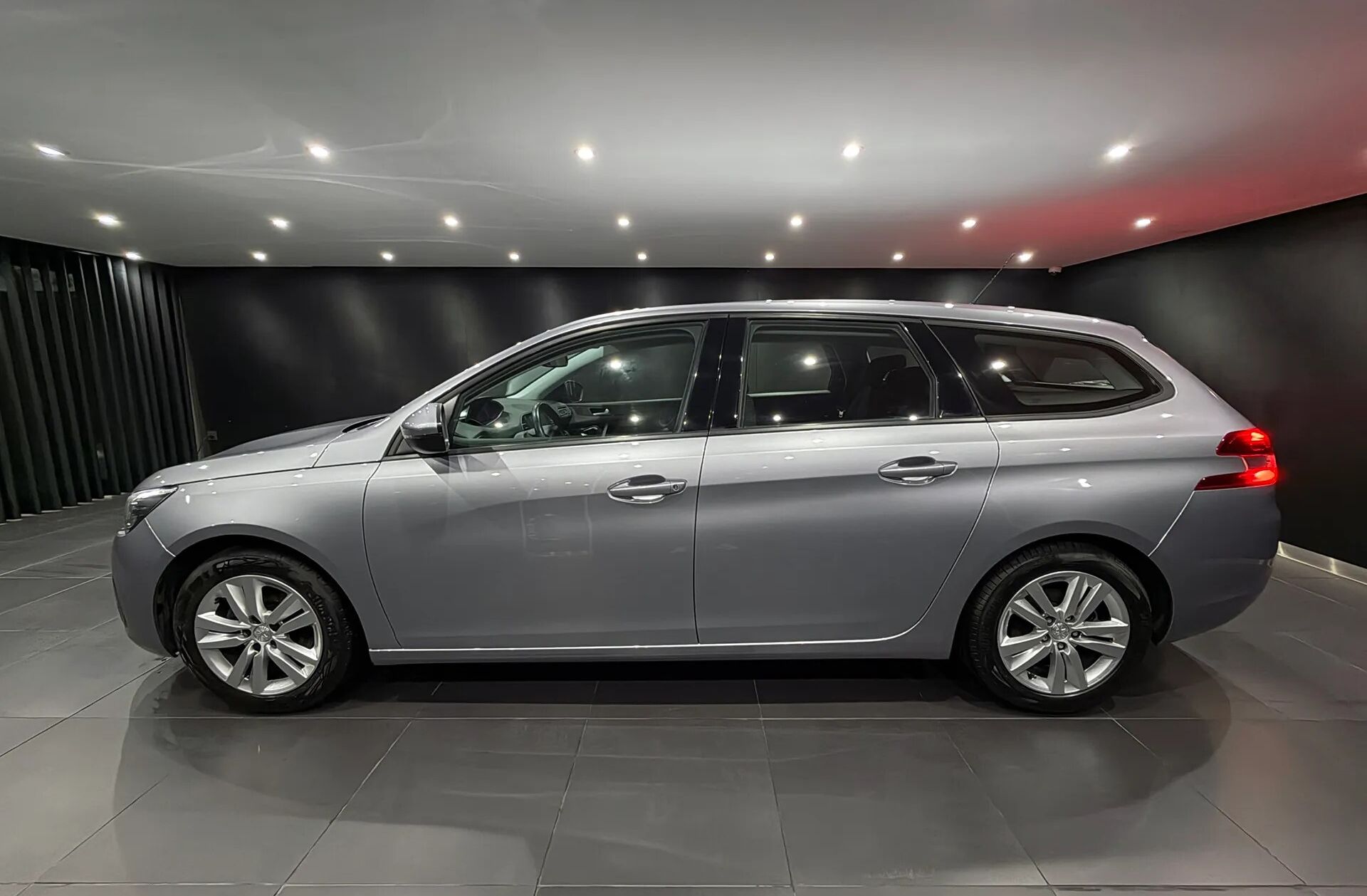 PEUGEOT 308 SW 1.2 PureTech Active Pack