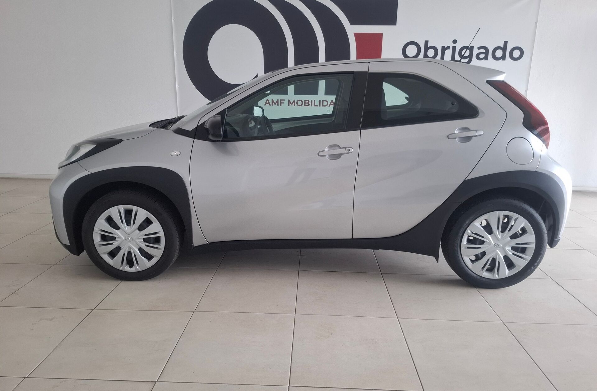 TOYOTA Aygo X 1.0 Play