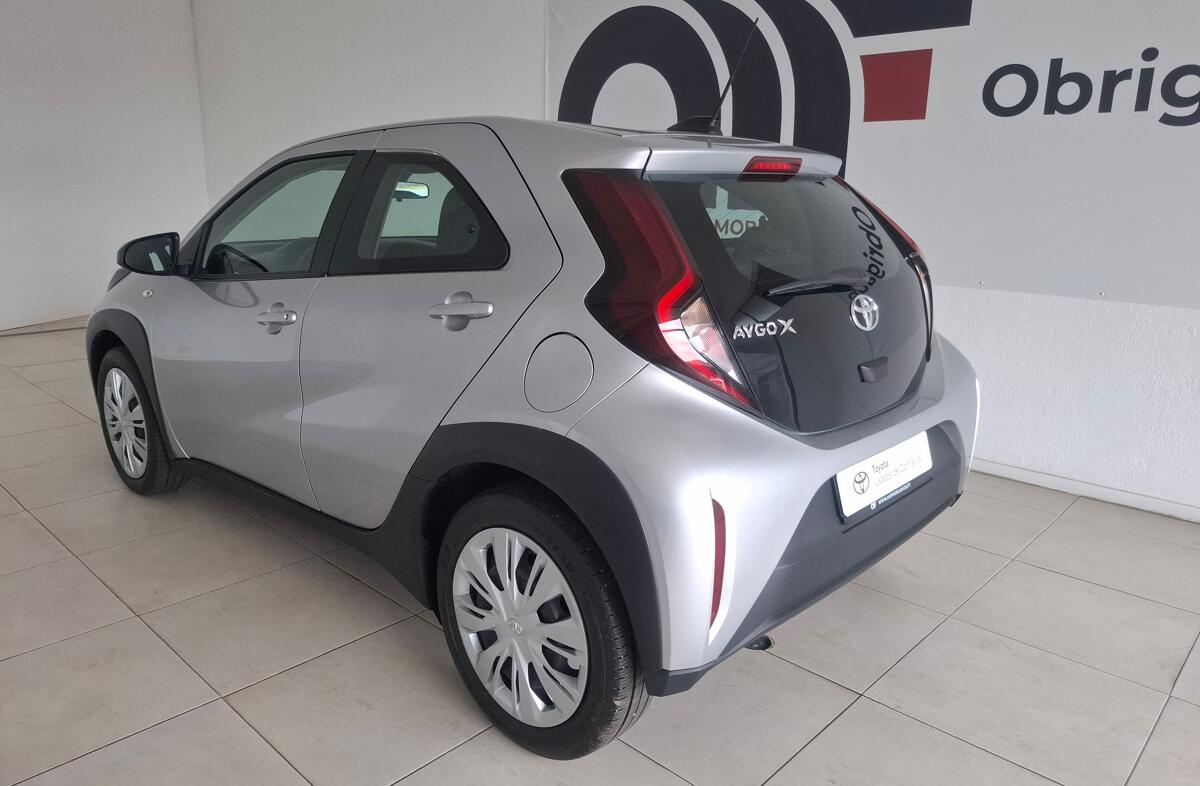 TOYOTA Aygo X 1.0 Play