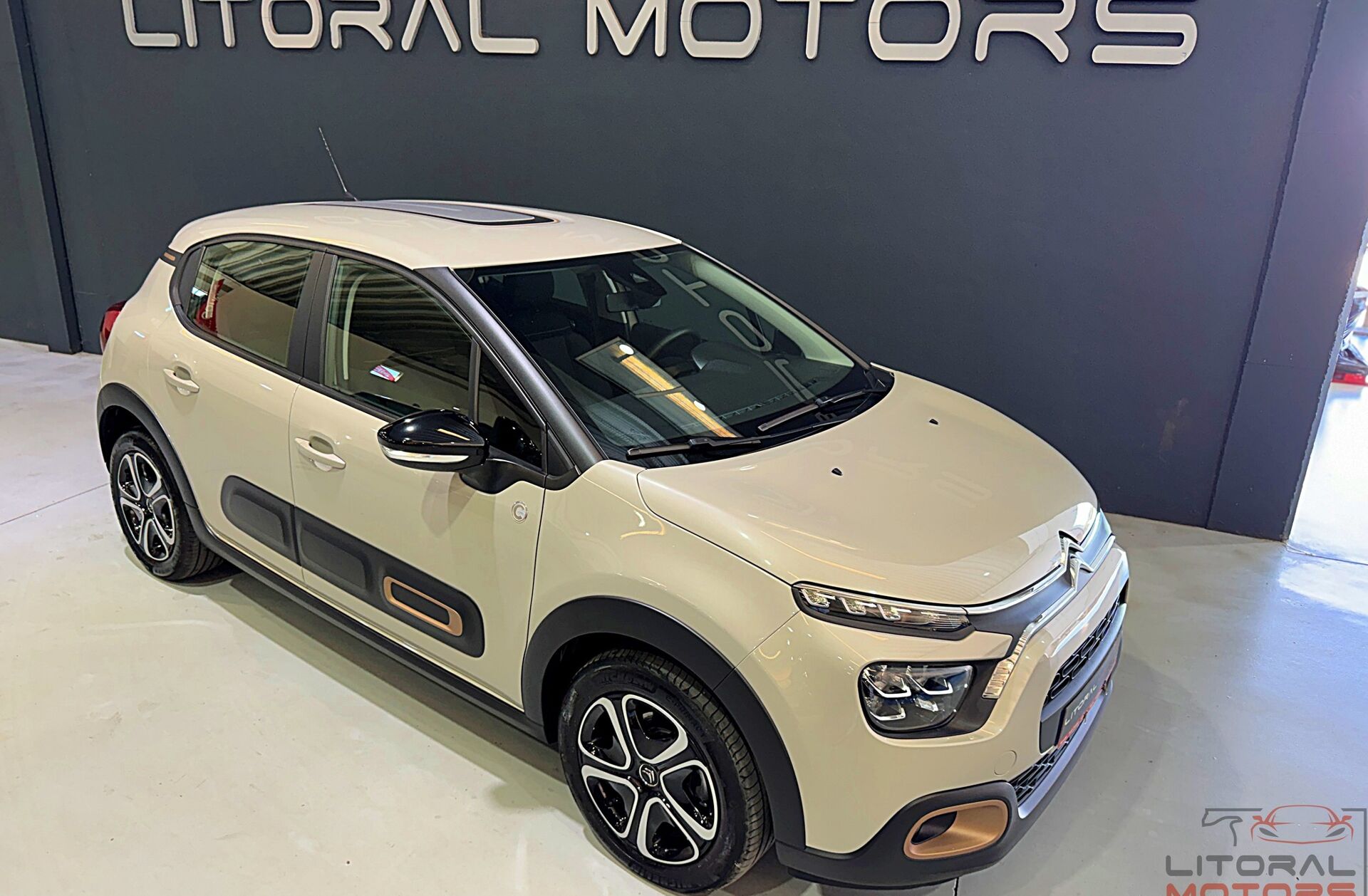 CITROEN C3 1.2 PureTech C-Series