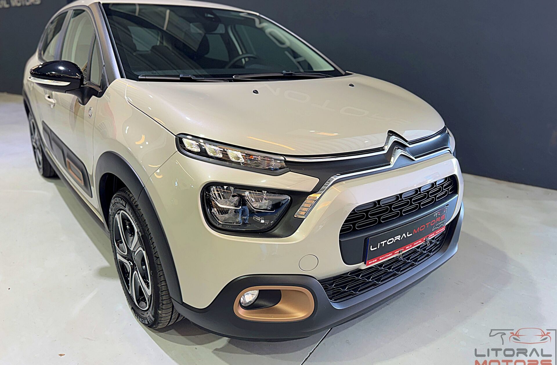 CITROEN C3 1.2 PureTech C-Series