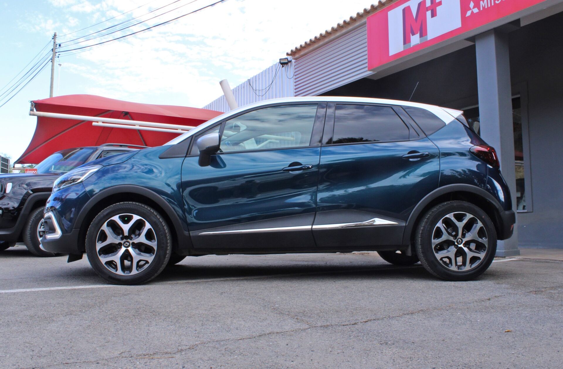 RENAULT Captur 0.9 TCe Exclusive