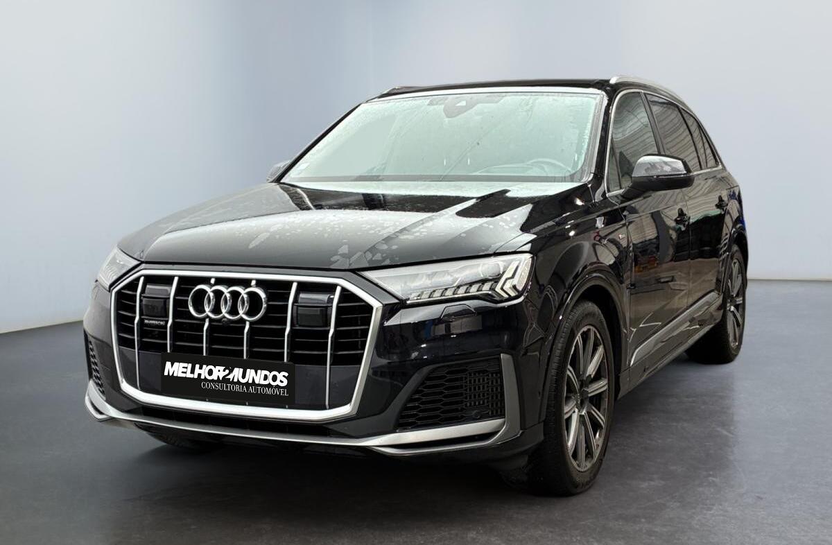 AUDI Q7 55 TFSIe quattro Tiptronic