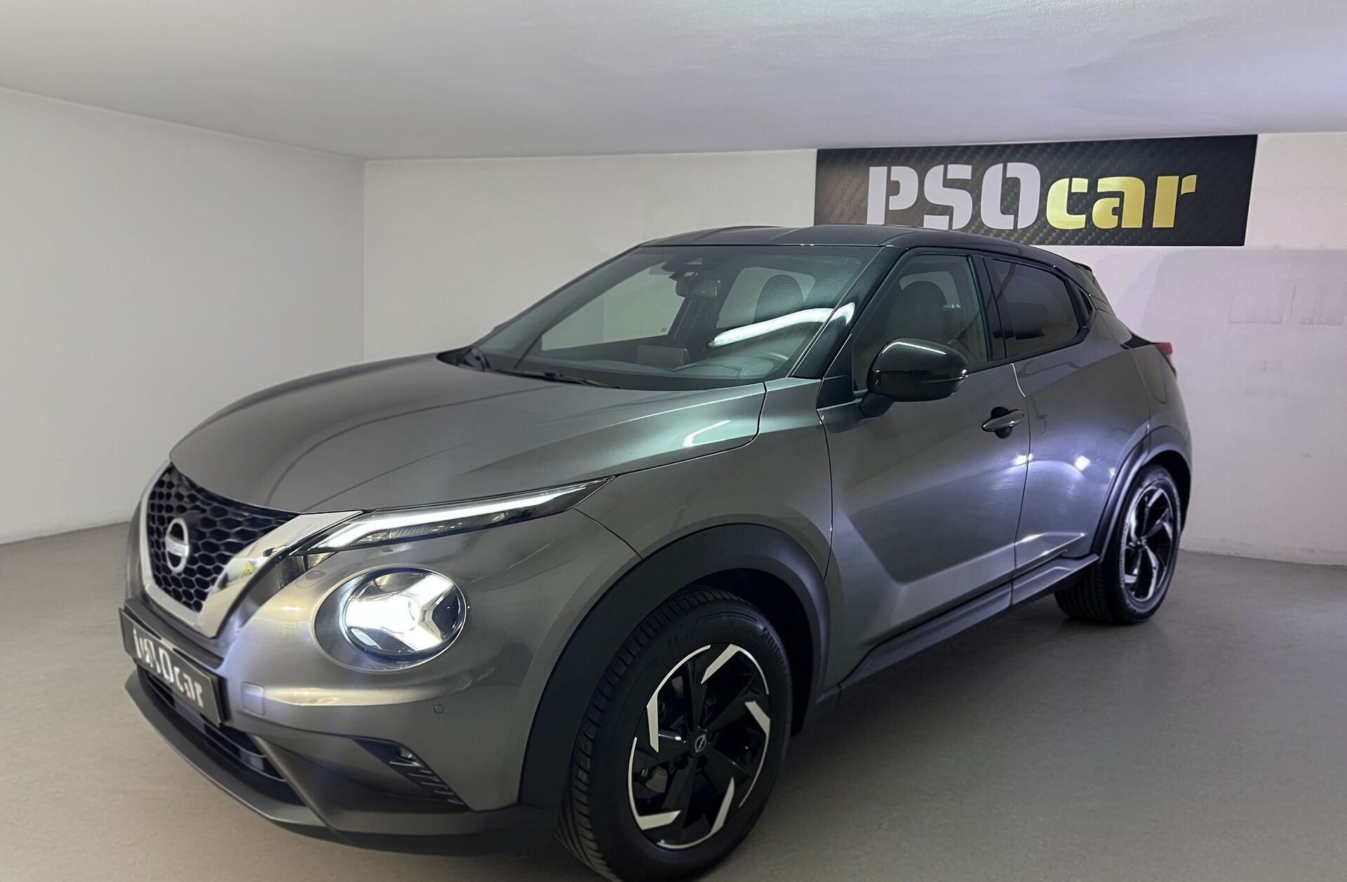 NISSAN Juke 1.0 DIG-T N-Connecta Two Tone DCT