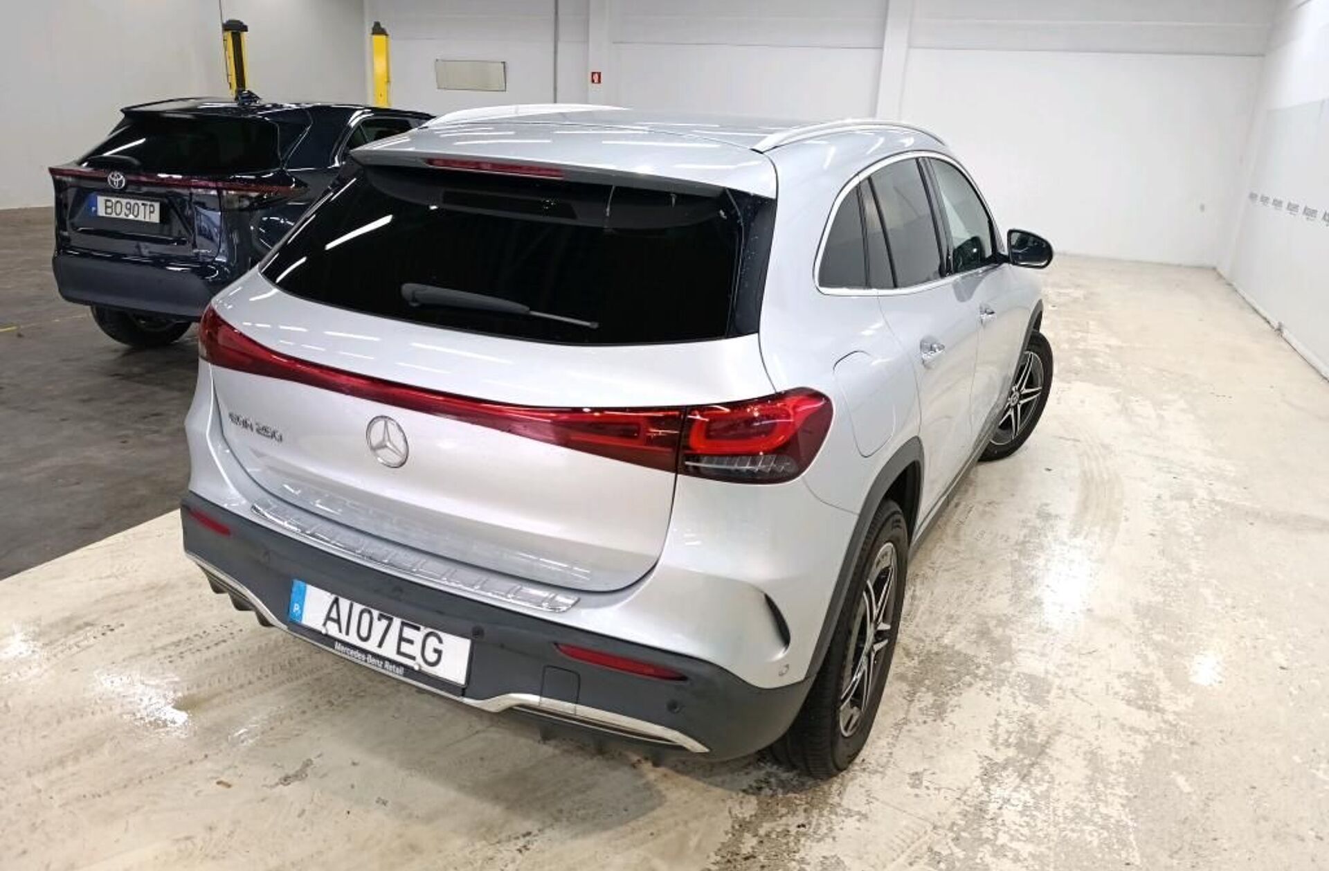 MERCEDES EQA 250 Progressive