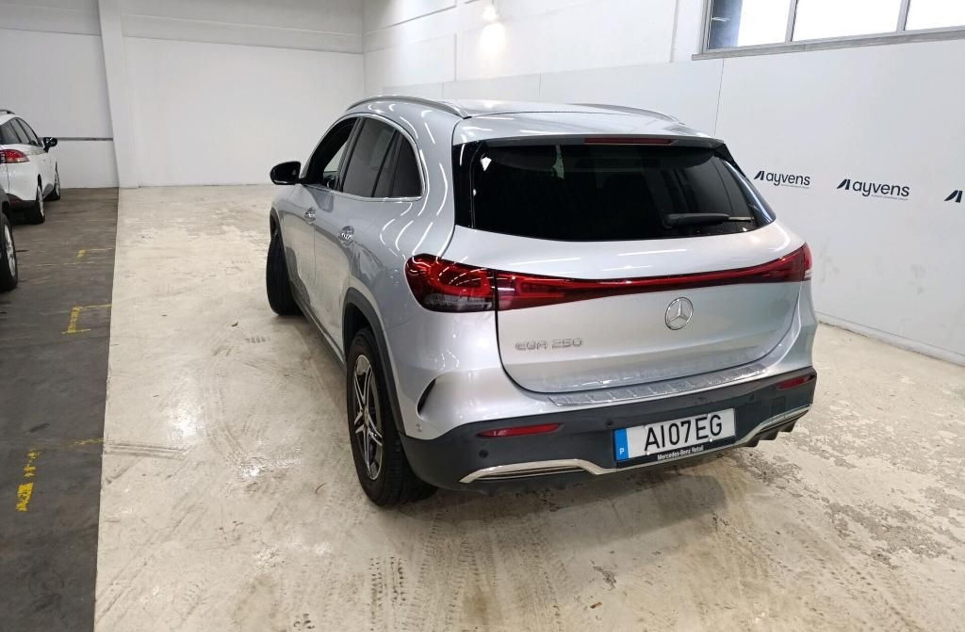 MERCEDES EQA 250 Progressive