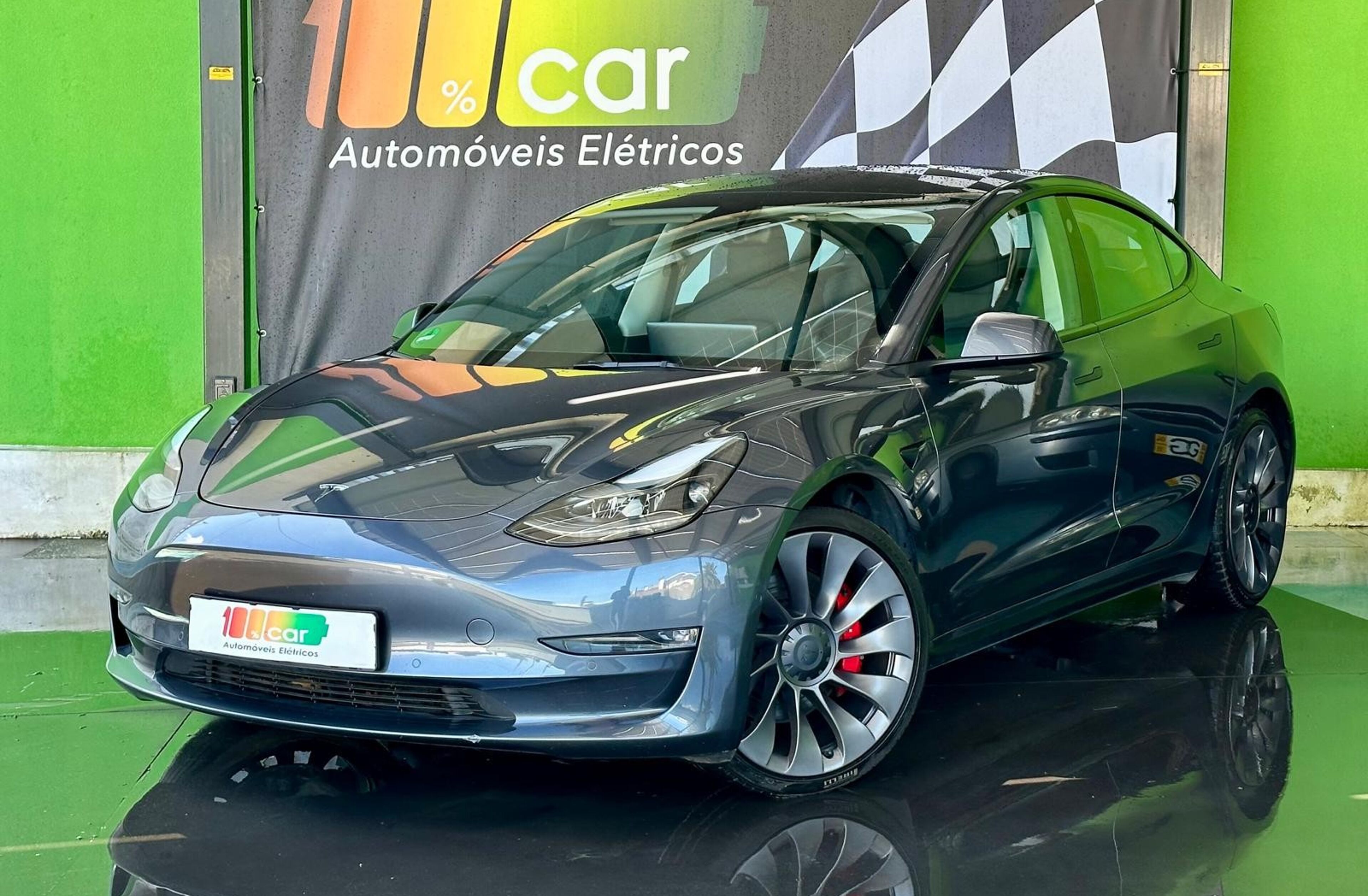 TESLA Model 3 Performance Tração Integral