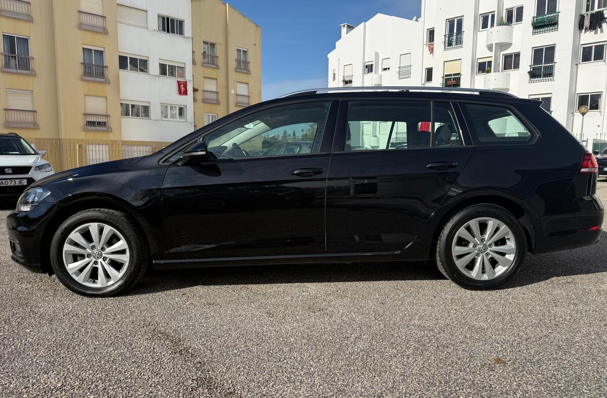 VOLKSWAGEN Golf V.1.6 TDI Confortline